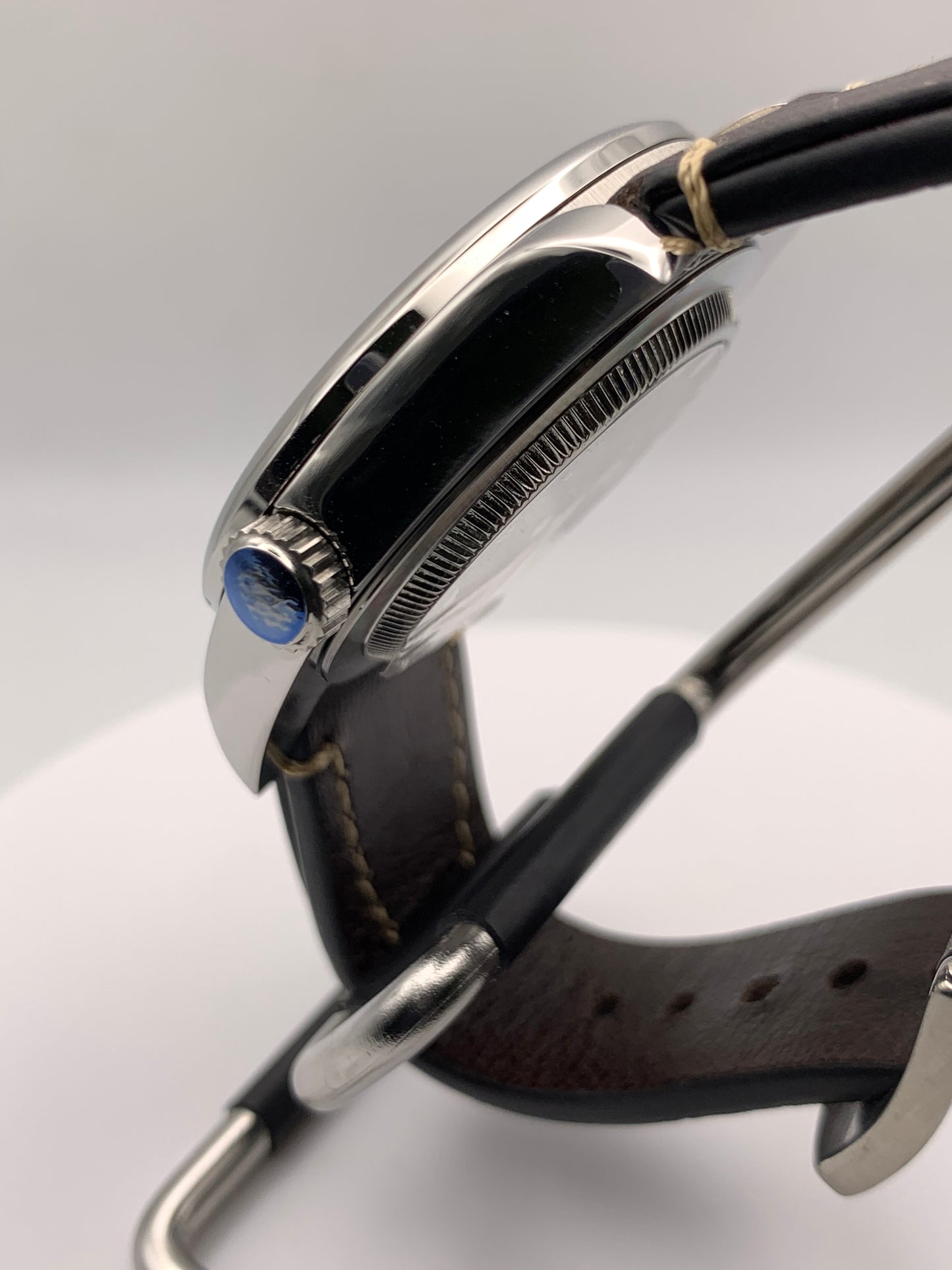 Sunny 1.1 - 36mm Stainless steel case. Sapphire crystal.  Seiko NH38.