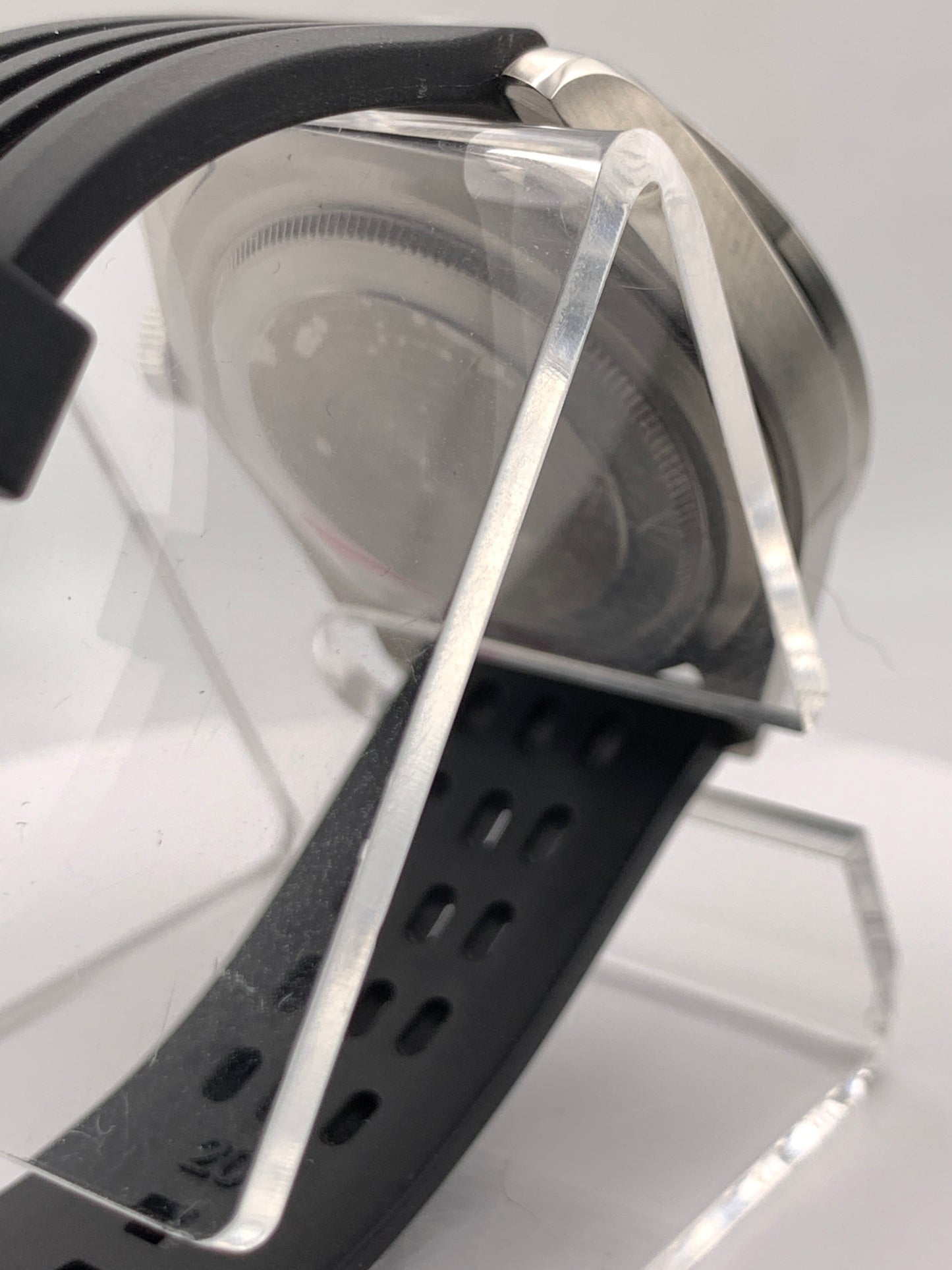 Vibe 1655 version 1.1 - 40mm Stainless steel GMT case. Sapphire crystal. NH34 movement.
