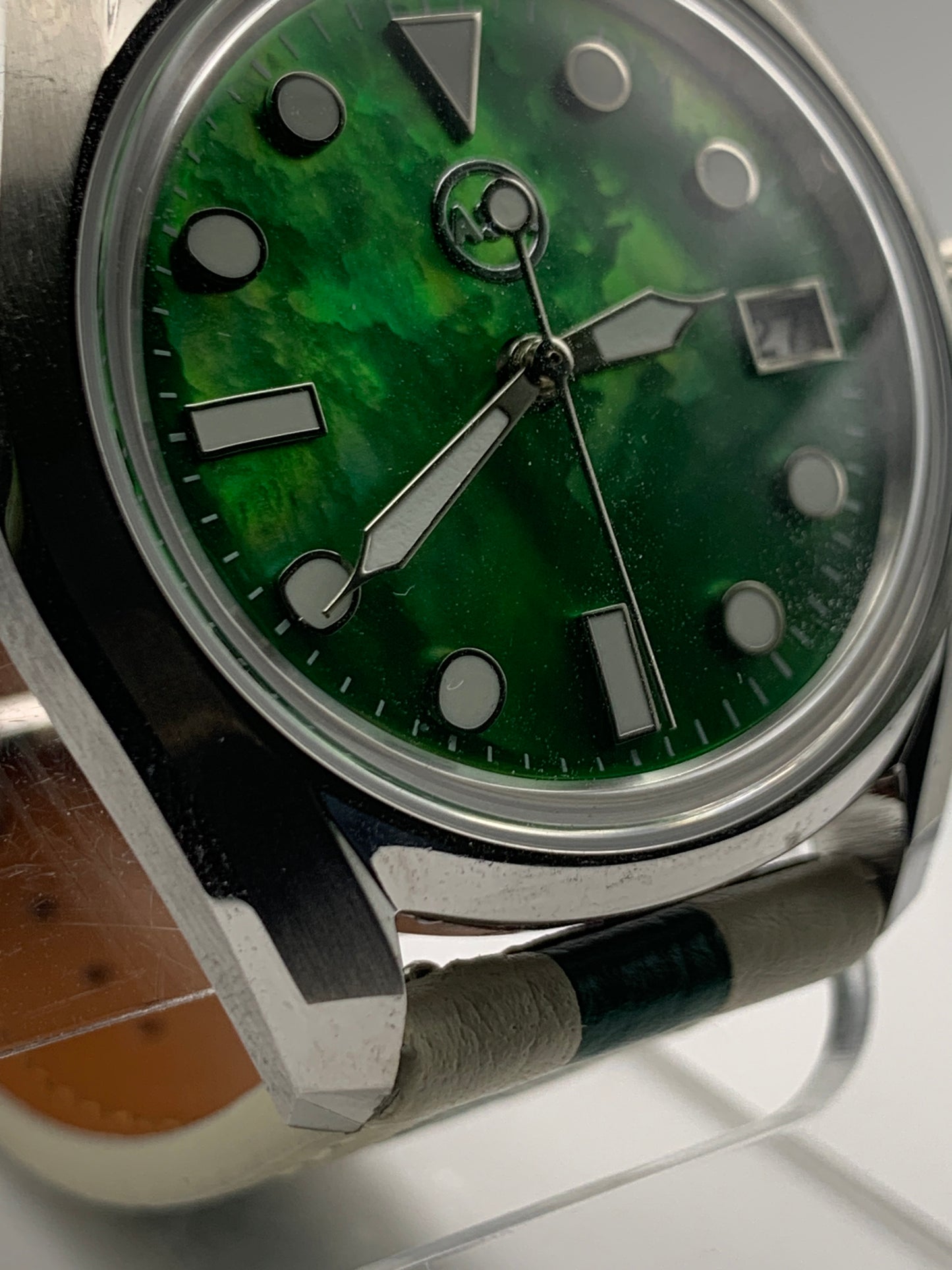 Andy II. 38mm Stainless steel. Double dome sapphire. Green MOP dial. Seiko NH35.