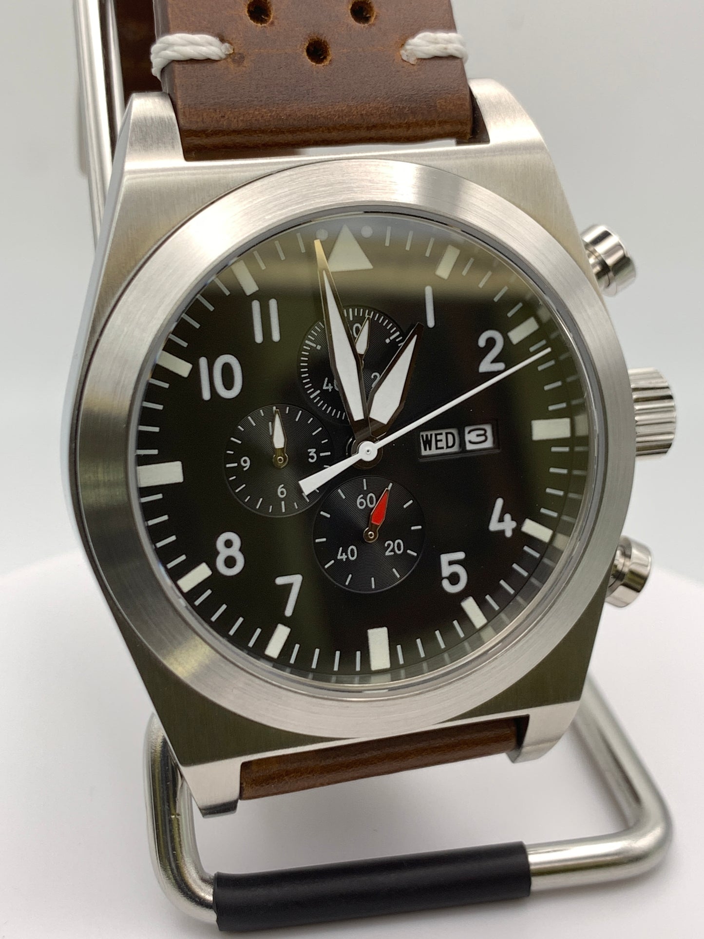 Titan. 46mm Pilot Chronograph. Sapphire crystal. Miyota 0S00.