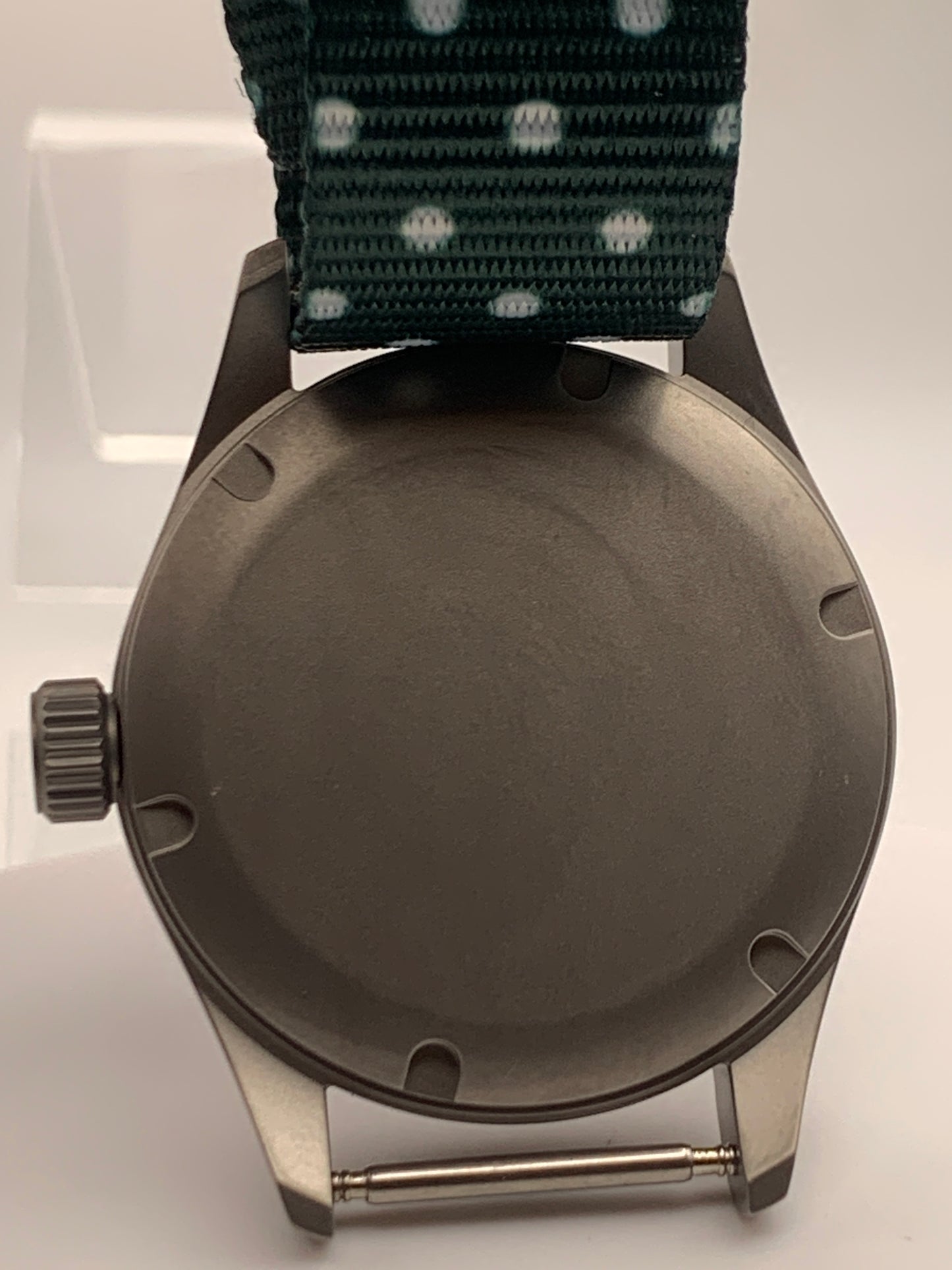 Warrior Chloe. 36mm Titanium case. Sapphire crystal. Seiko VH31 mecha-quartz.