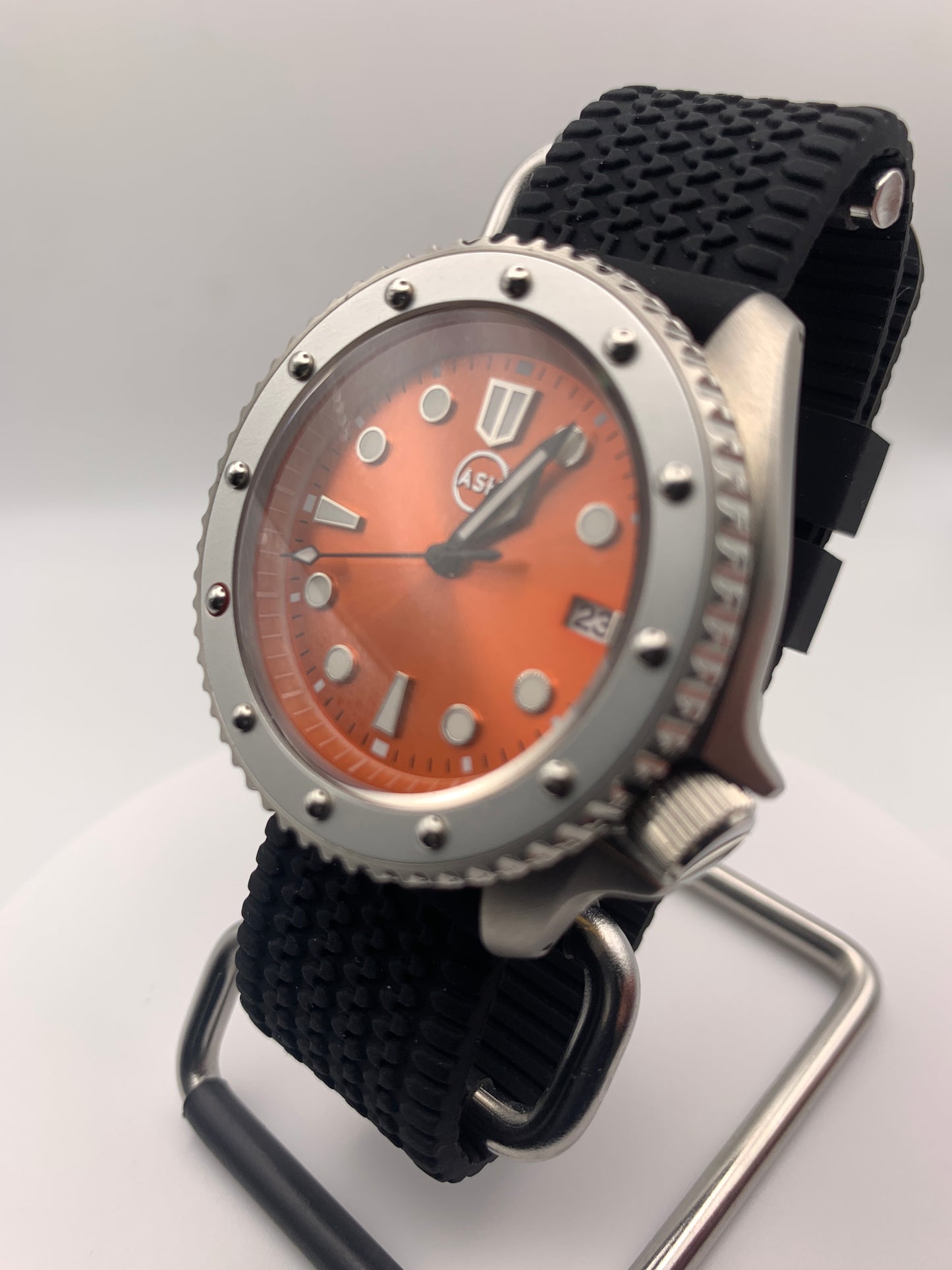 Skaro. 42mm Stainless steel. Sapphire crystal. Seiko NH35.