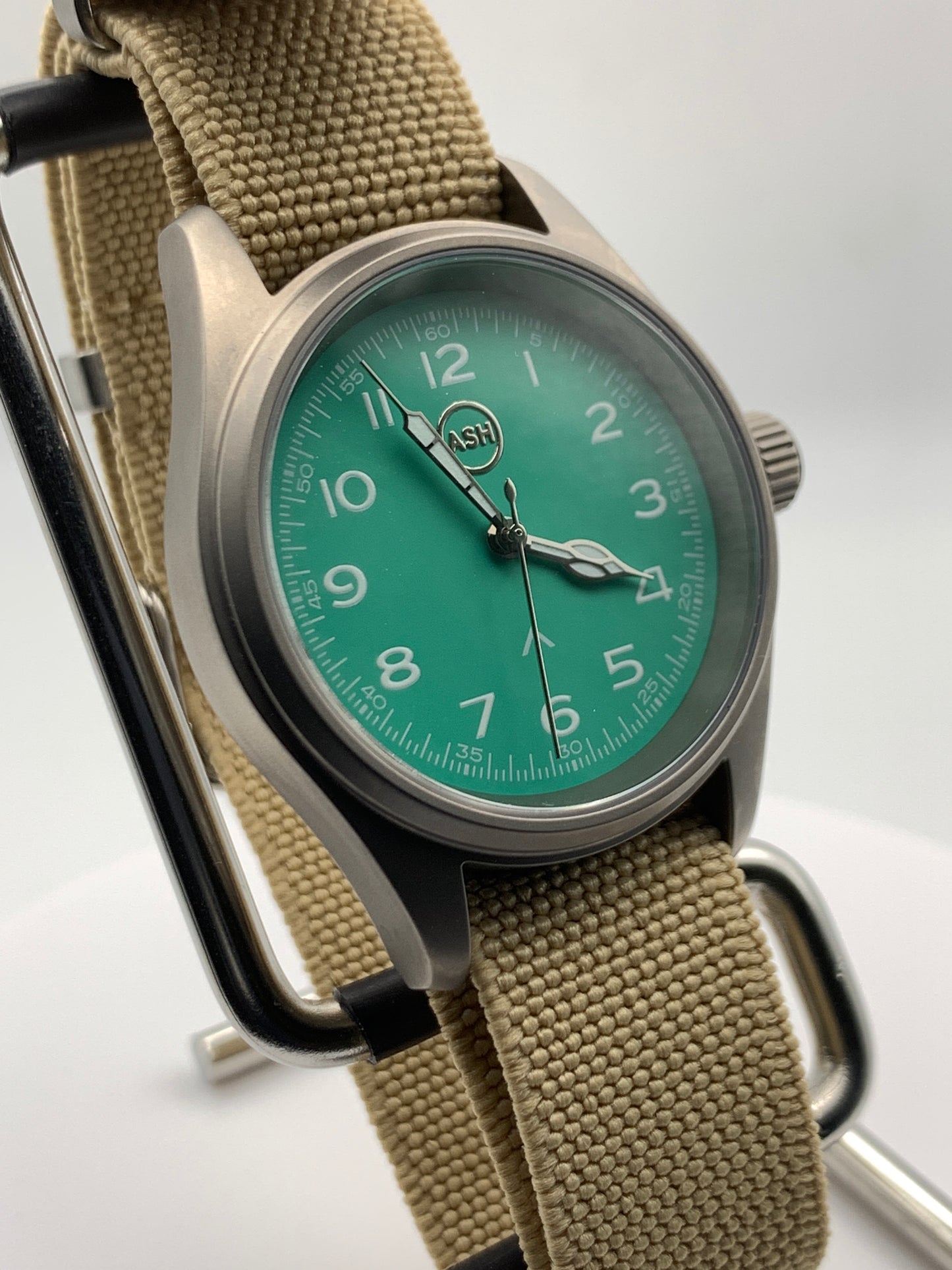Iris. 36mm Titanium case. 11mm thick. Sapphire crystal. Seiko VH31 mecha-quartz.