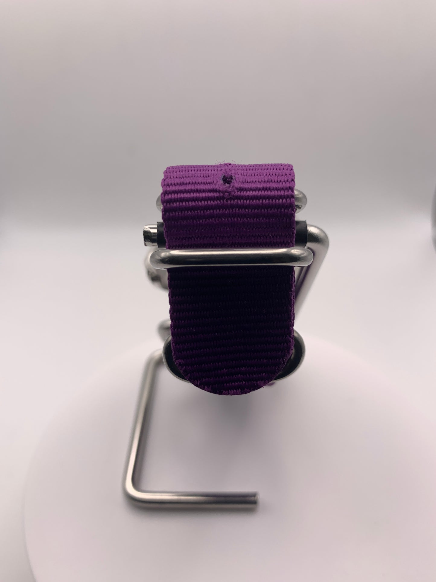 OGCola - Cherry. 39mm stainless steel. Sapphire crystal. Seiko NH35.