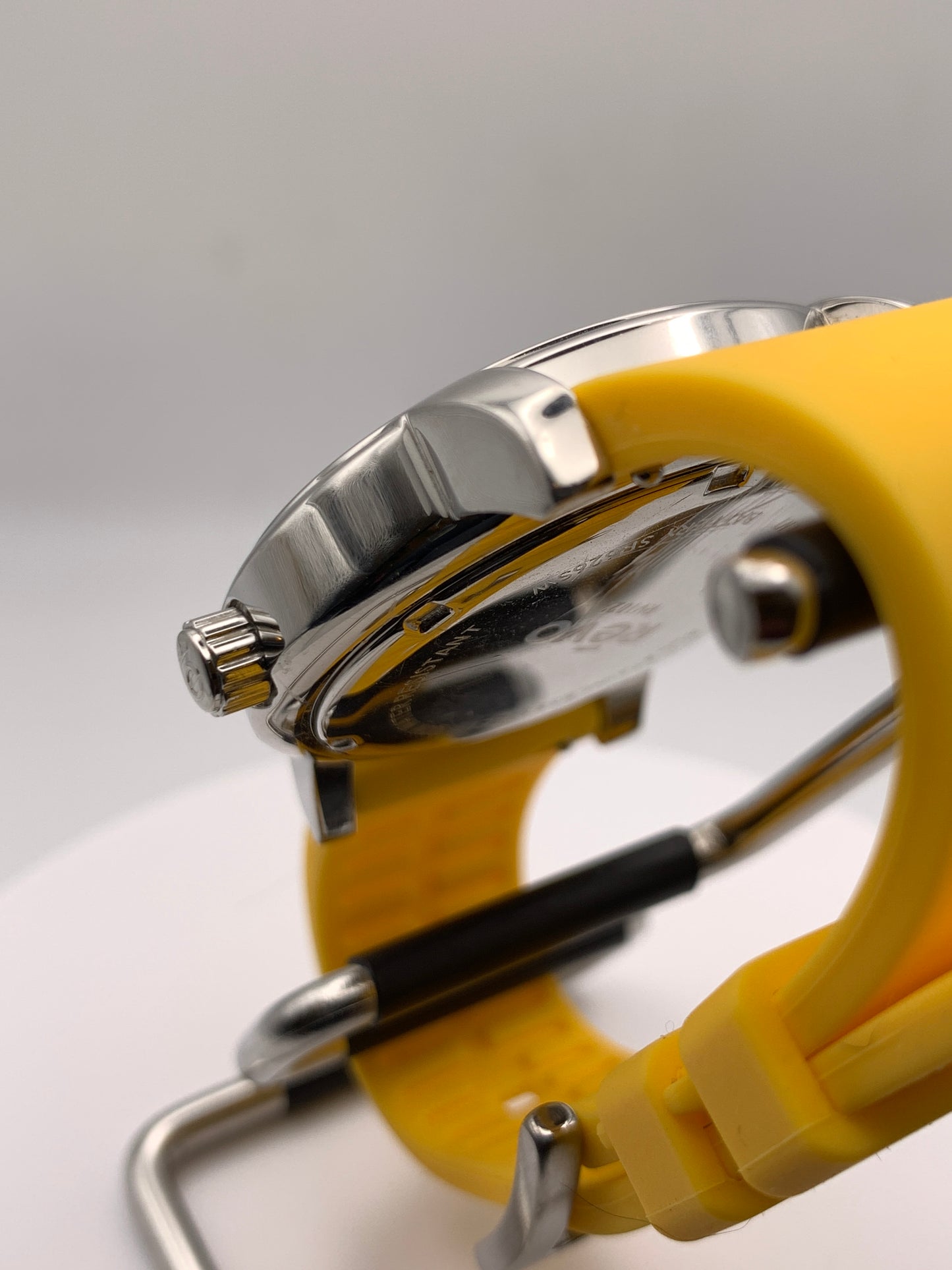 Mellow. Custom resto-mod. 41mm stainless steel. Sapphire. Seiko VH31.