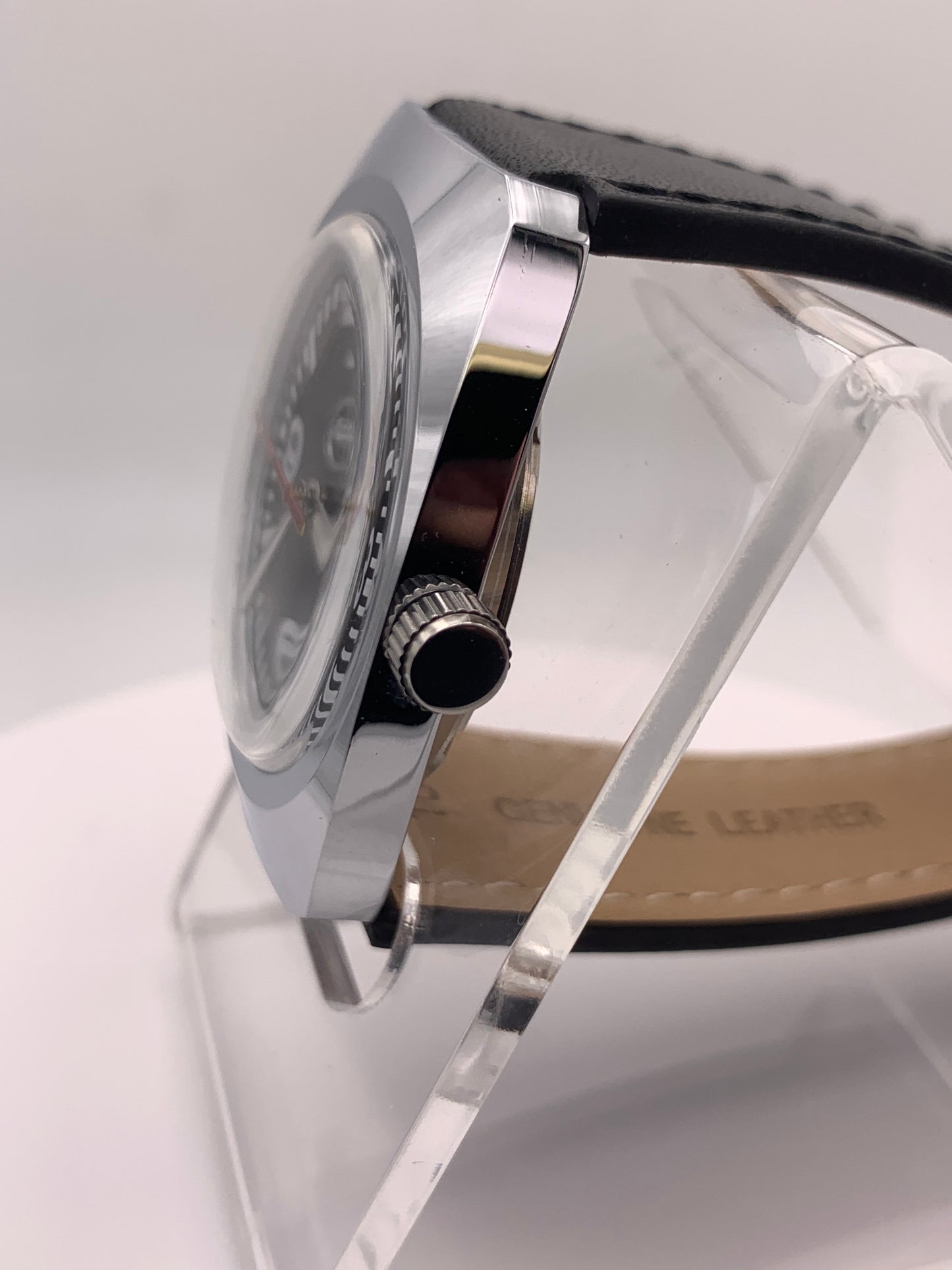 Solo Flight. Neo Vintage Collection. 36mm NOS Gruen case. Acrylic domed crystal. Miyota 2039.
