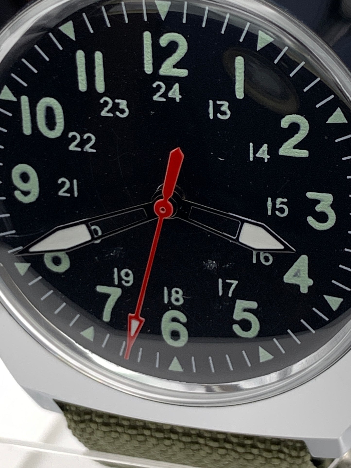 Neo Vintage 36mm field watch. NOS Gruen case. Miyota 2039 quartz.