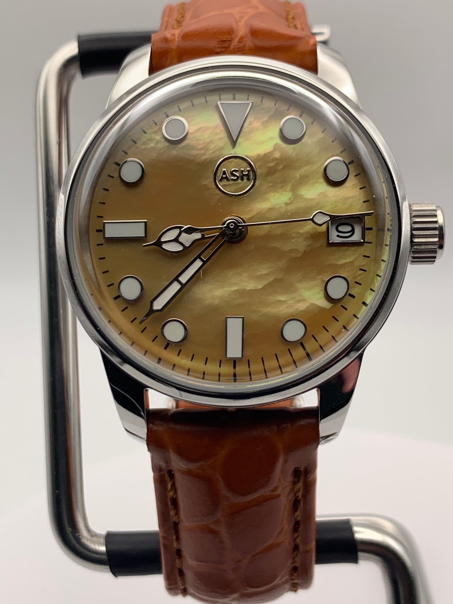 Iron Pyrite 1.1 - 33mm stainless steel case. Acrylic domed crystal. NH35 automatic.