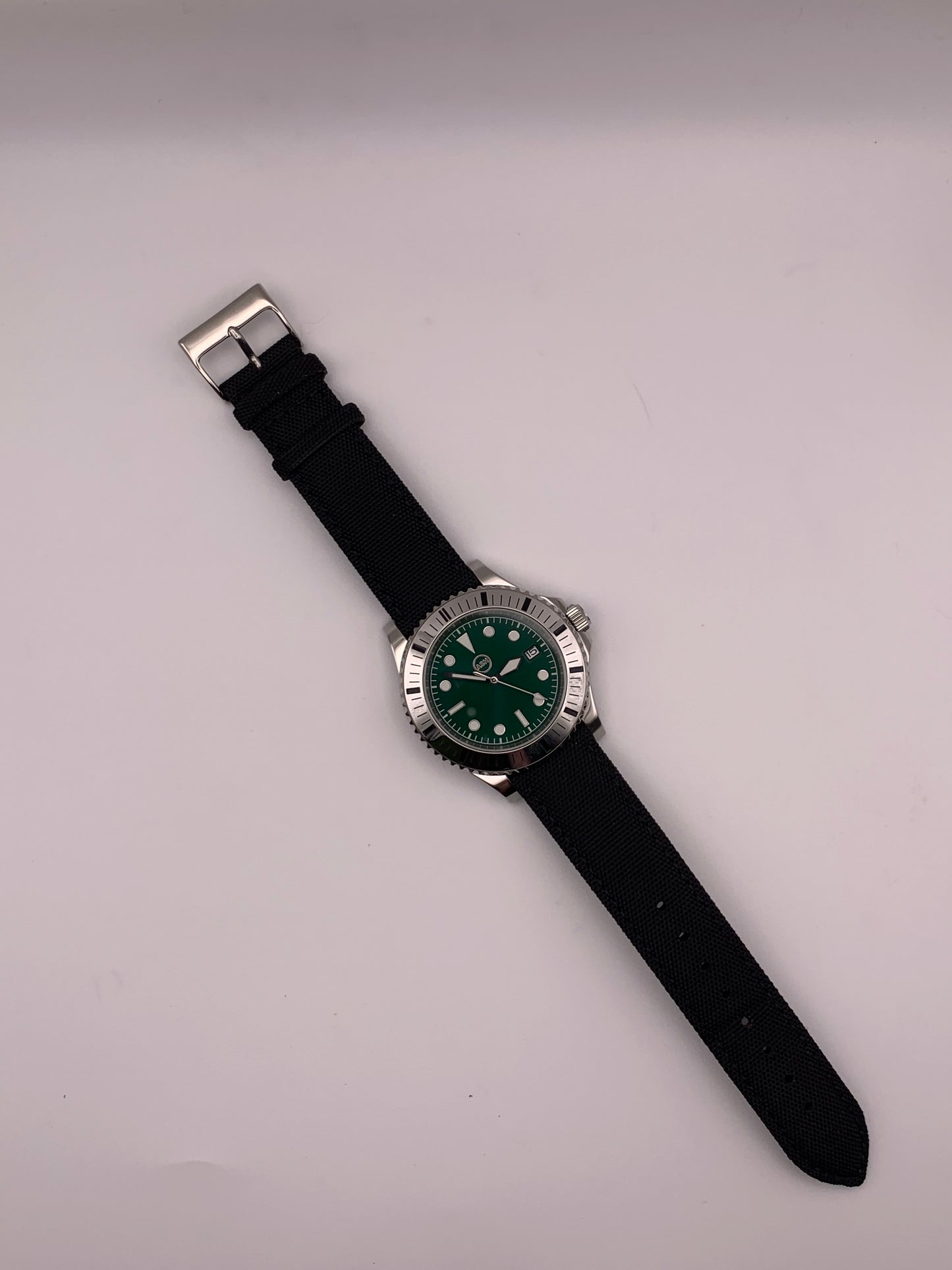 Mirkwood. 42mm Stainless steel case. Fixed bezel. Sapphire crystal. Seiko NH35.