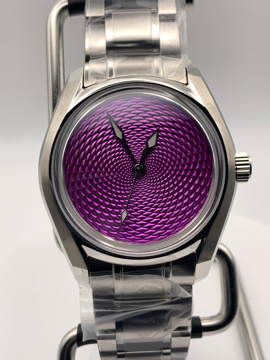 Brandy. 38mm Stainless steel. Double dome sapphire with AR. Seiko NH38.