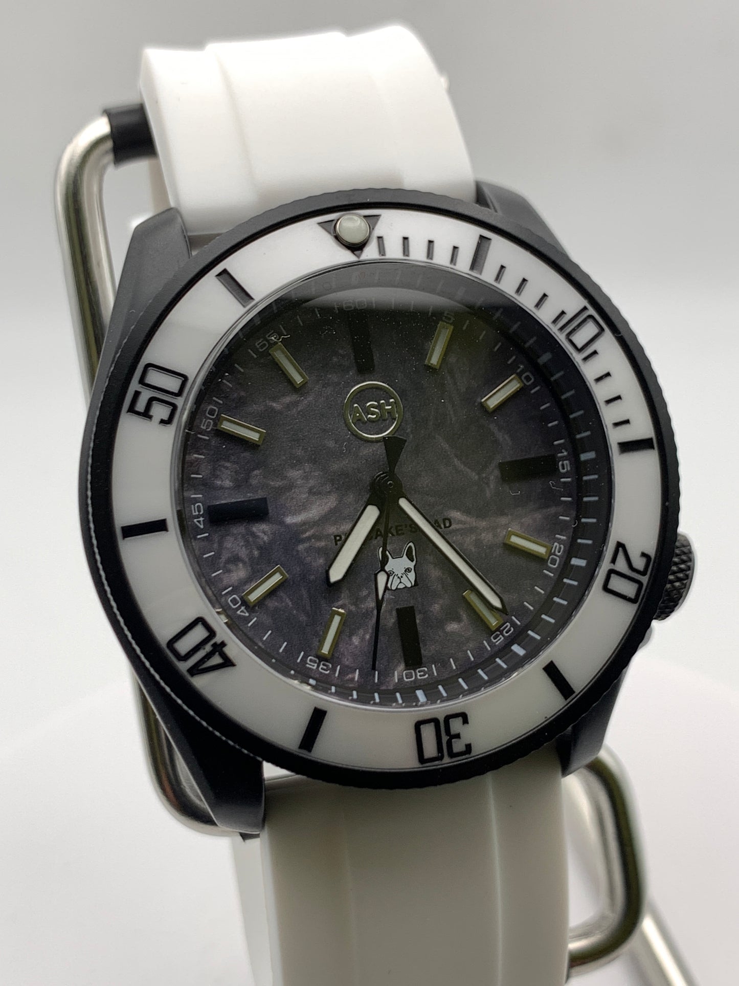 Jason Tribute #2 - 40mm PVD coated stainless steel. Sapphire crystal. Custom dial. Seiko NH38. 5 straps pictured included.