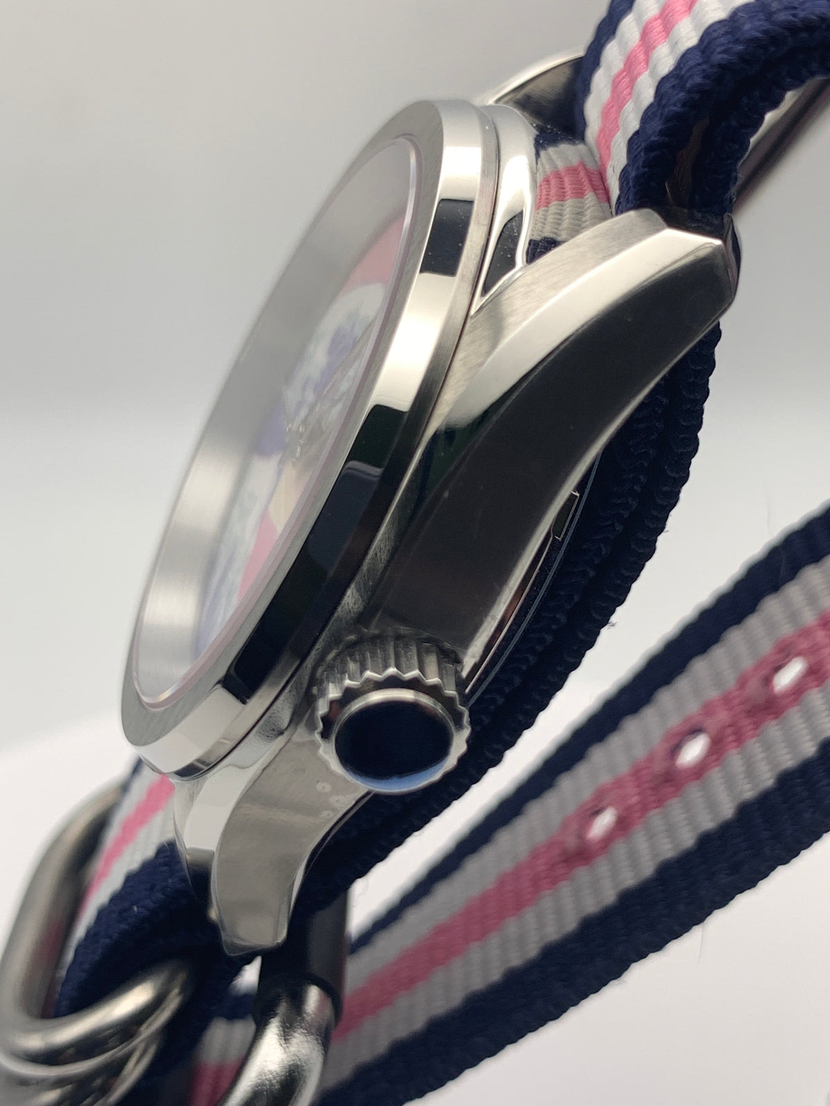Fruit Punch 1.1 - 38mm Stainless steel. Sapphire crystal. Seiko NH35.
