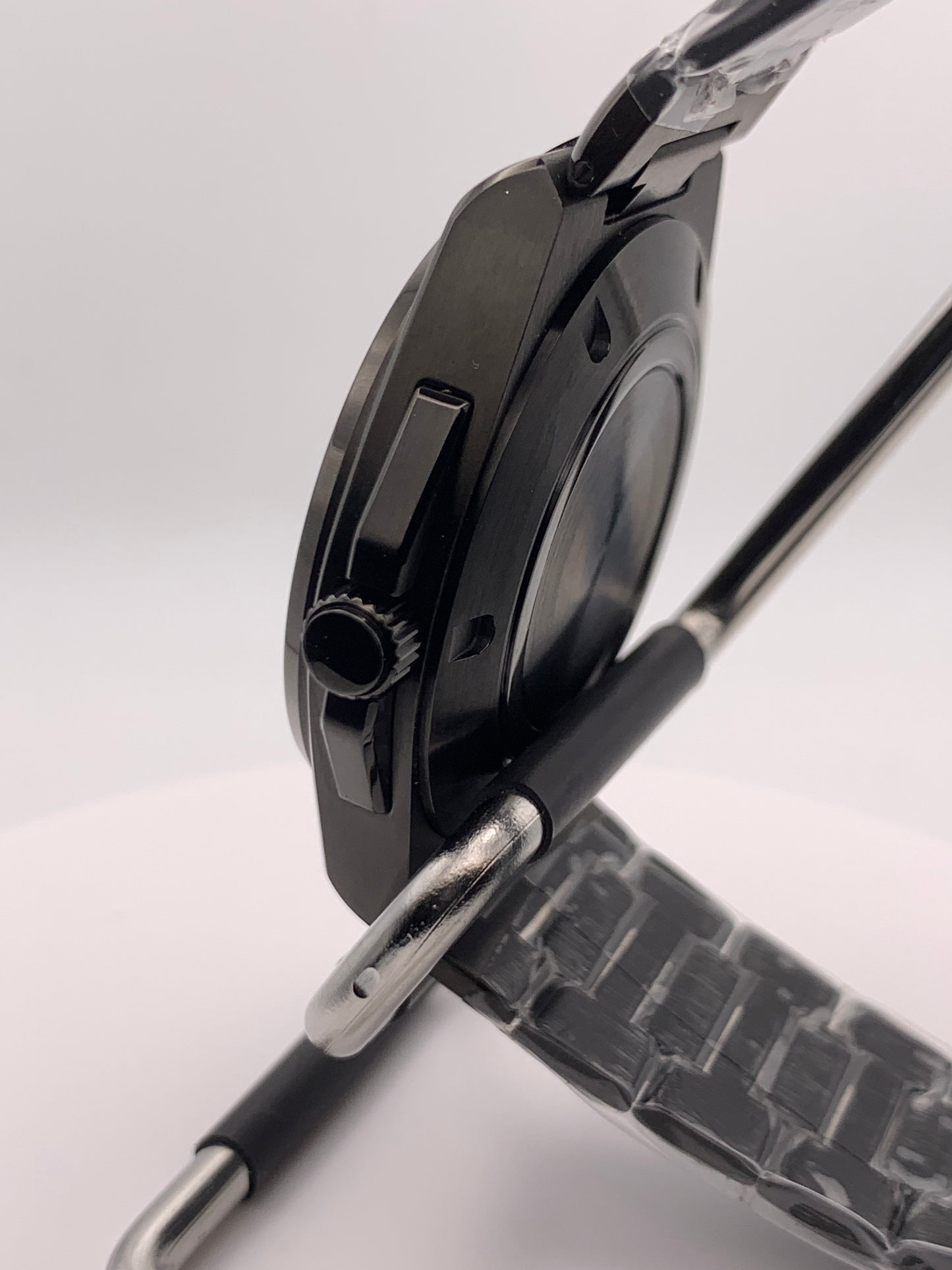 Stars and moon. PVD case and bracelet.