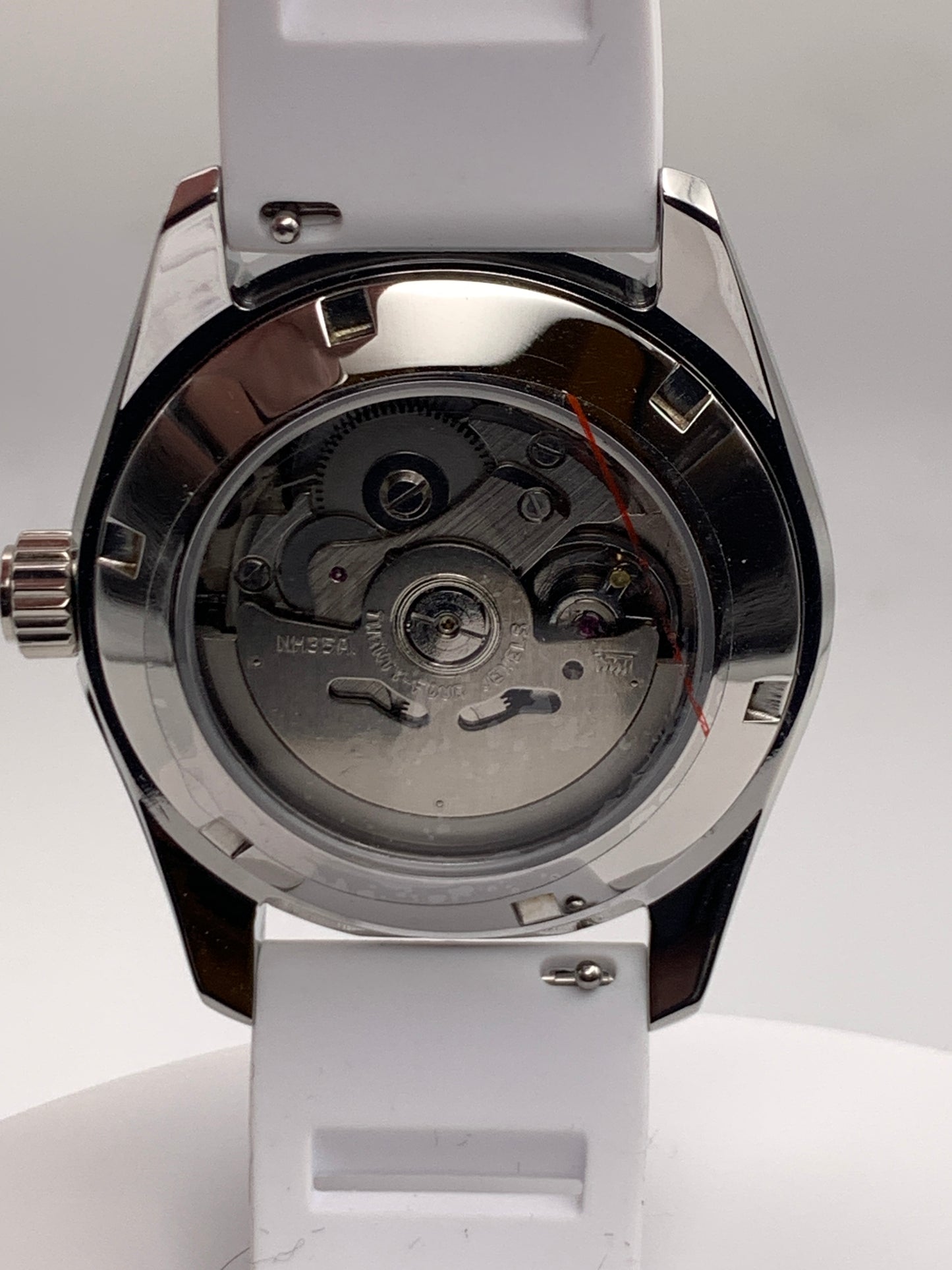 Lydia. Purpleburst dial. 38mm Stainless steel case. Sapphire crystal. Exhibition case back. NH35 automatic movement.