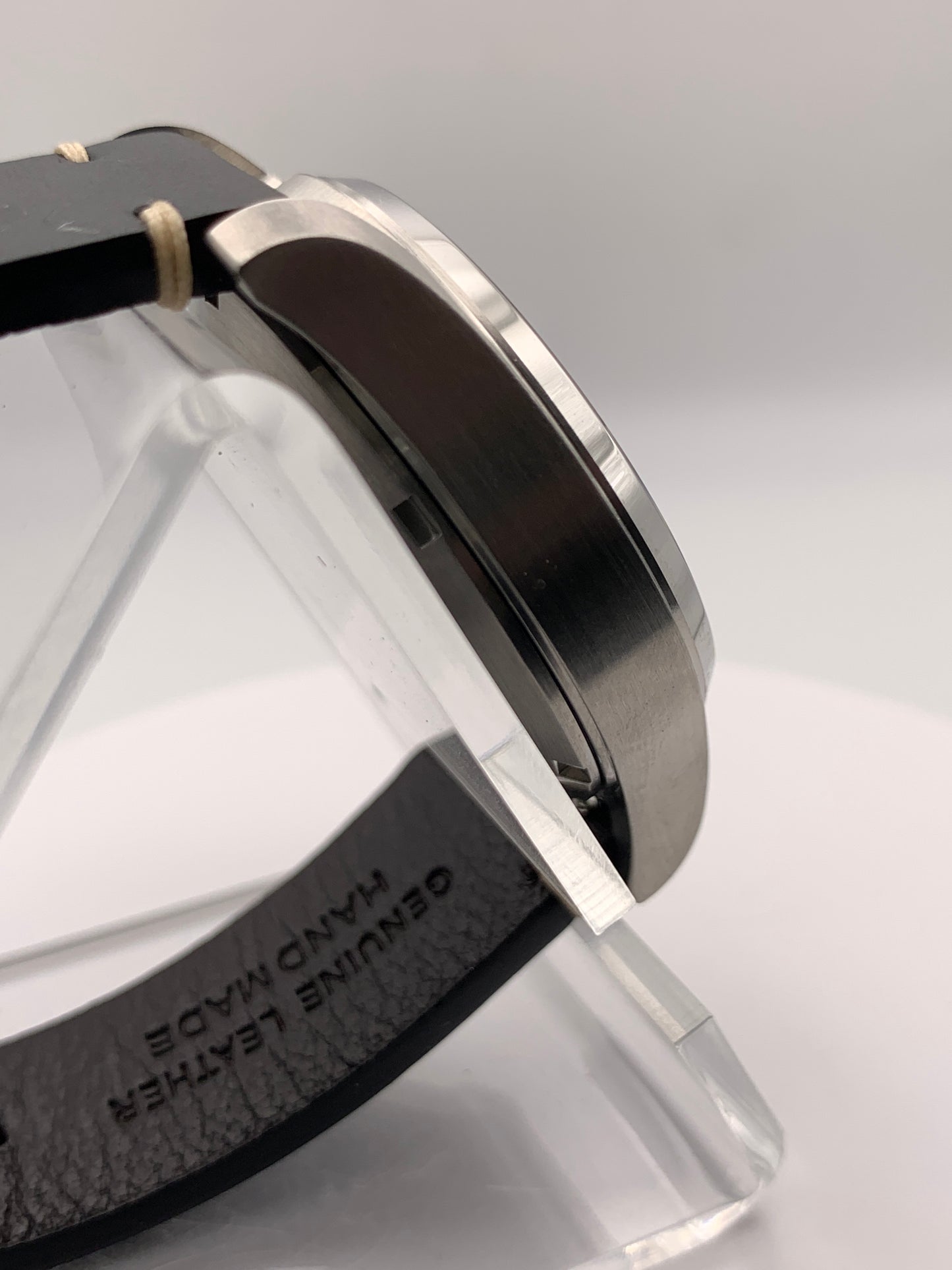 Locomotive Breath. 39mm stainless steel case.  Sapphire crystal. Seiko NH38.