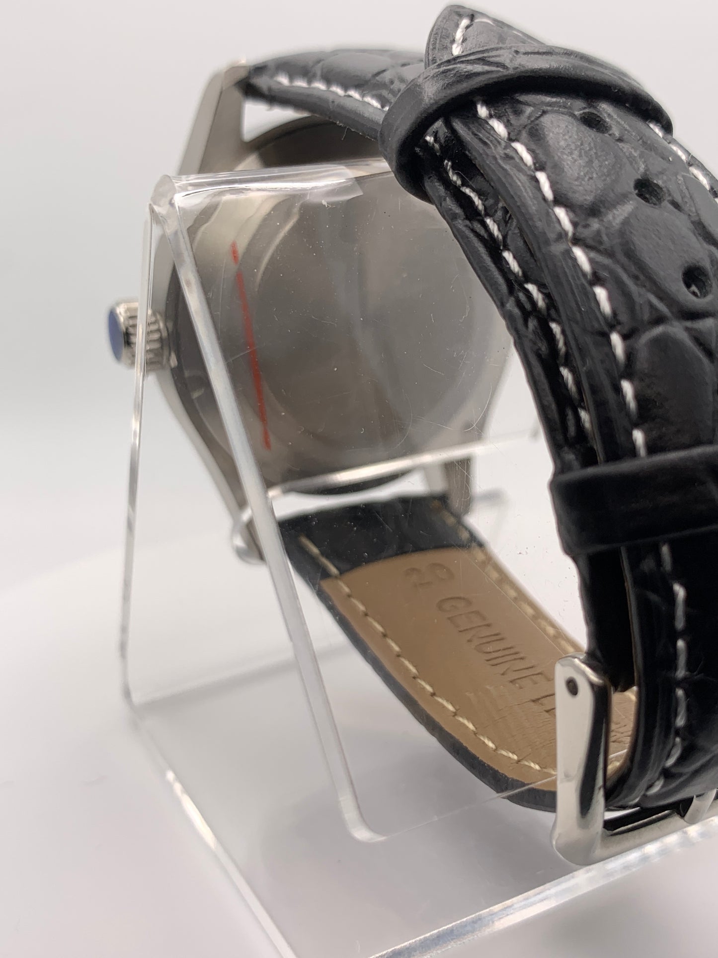 Silver Sunray 39mm dress watch.