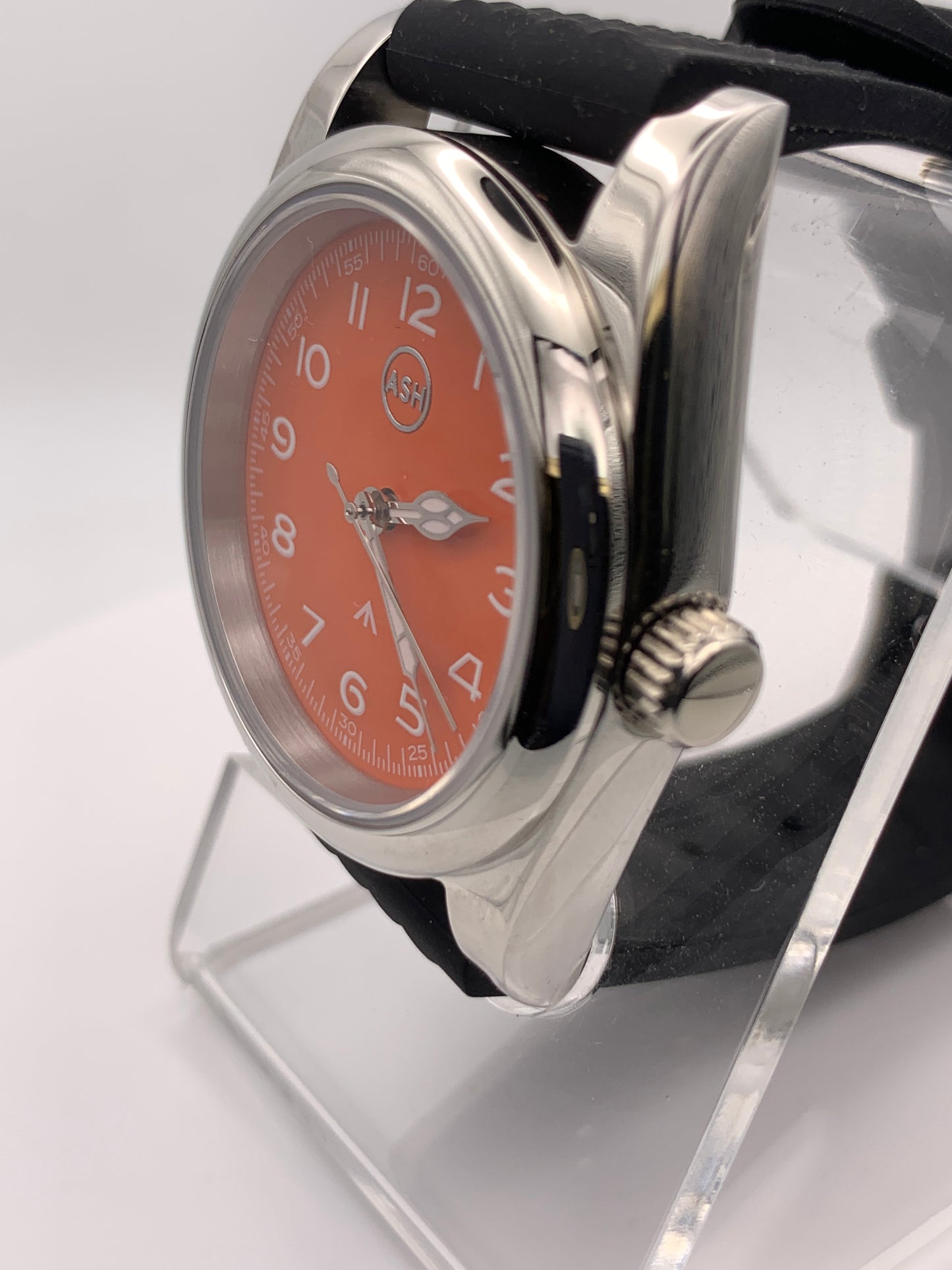 Blood Orange.  39mm stainless steel field watch. Sapphire crystal. NH38 automatic.