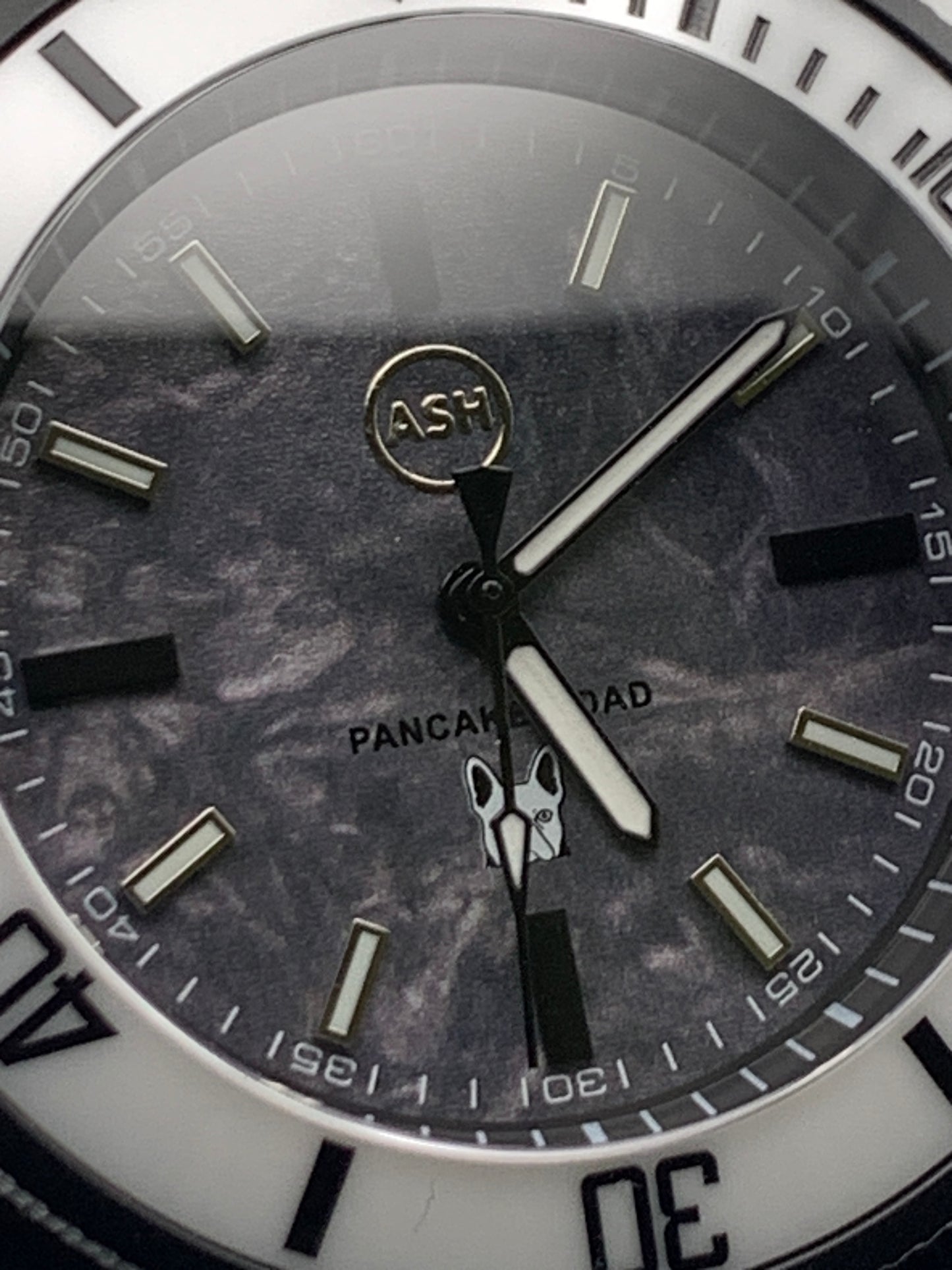 Jason Tribute #3 - 40mm PVD coated stainless steel. Sapphire crystal. Custom dial. Seiko NH38. 5 straps pictured included.