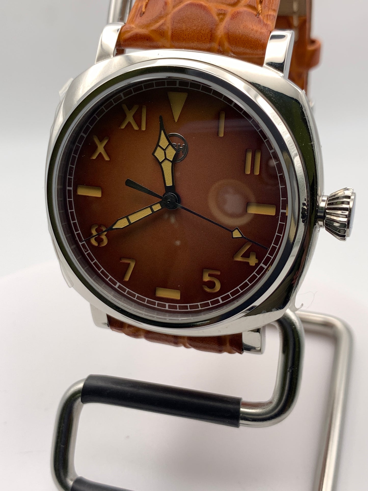 Wayfarer. 44mm stainless steel case.  Sapphire crystal. Sandwich dial. Seiko NH38.