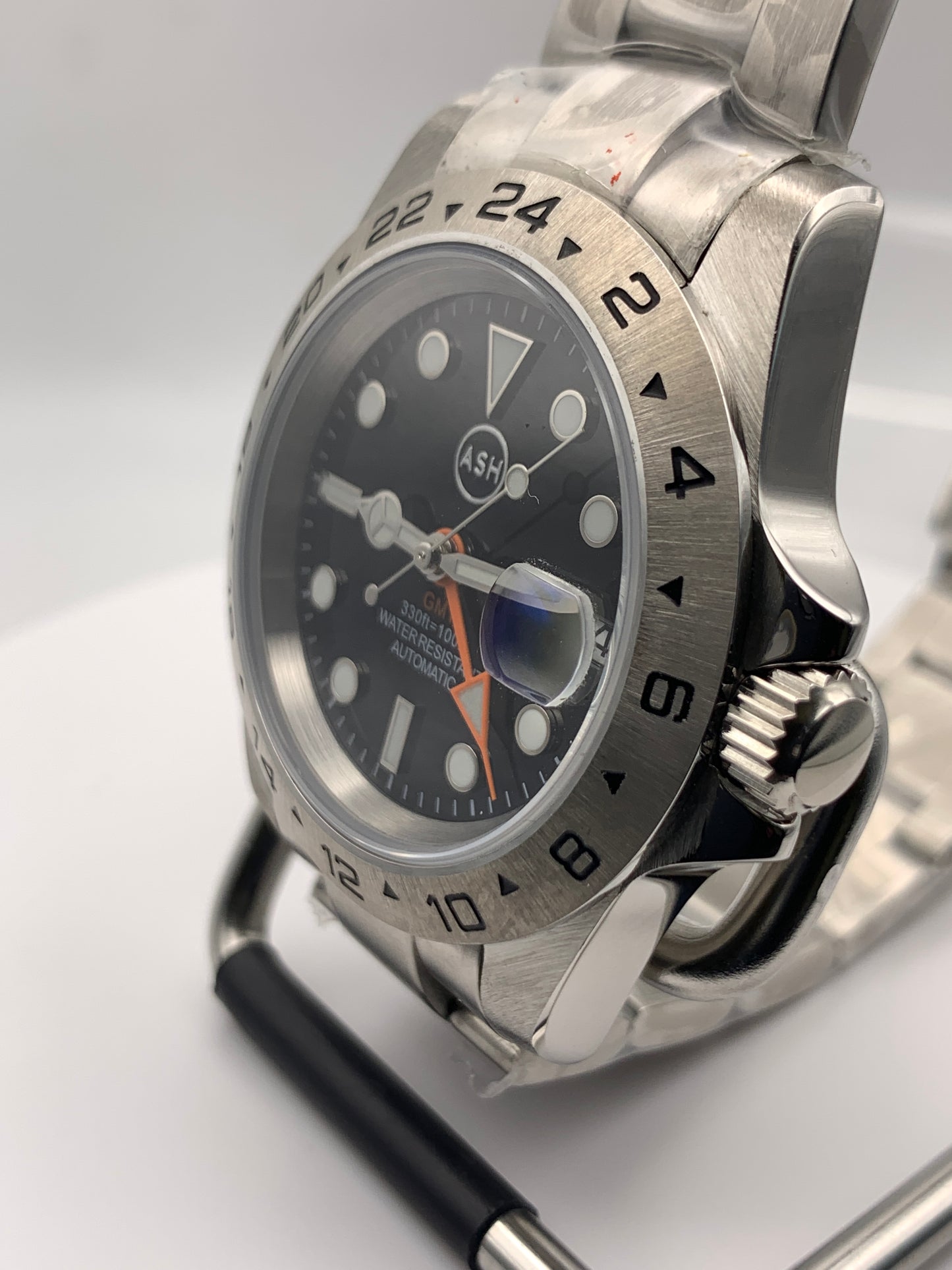 Xplorer Too. Custom requested.  39mm Stainless steel. Sapphire crystal. Seiko NH34 GMT.