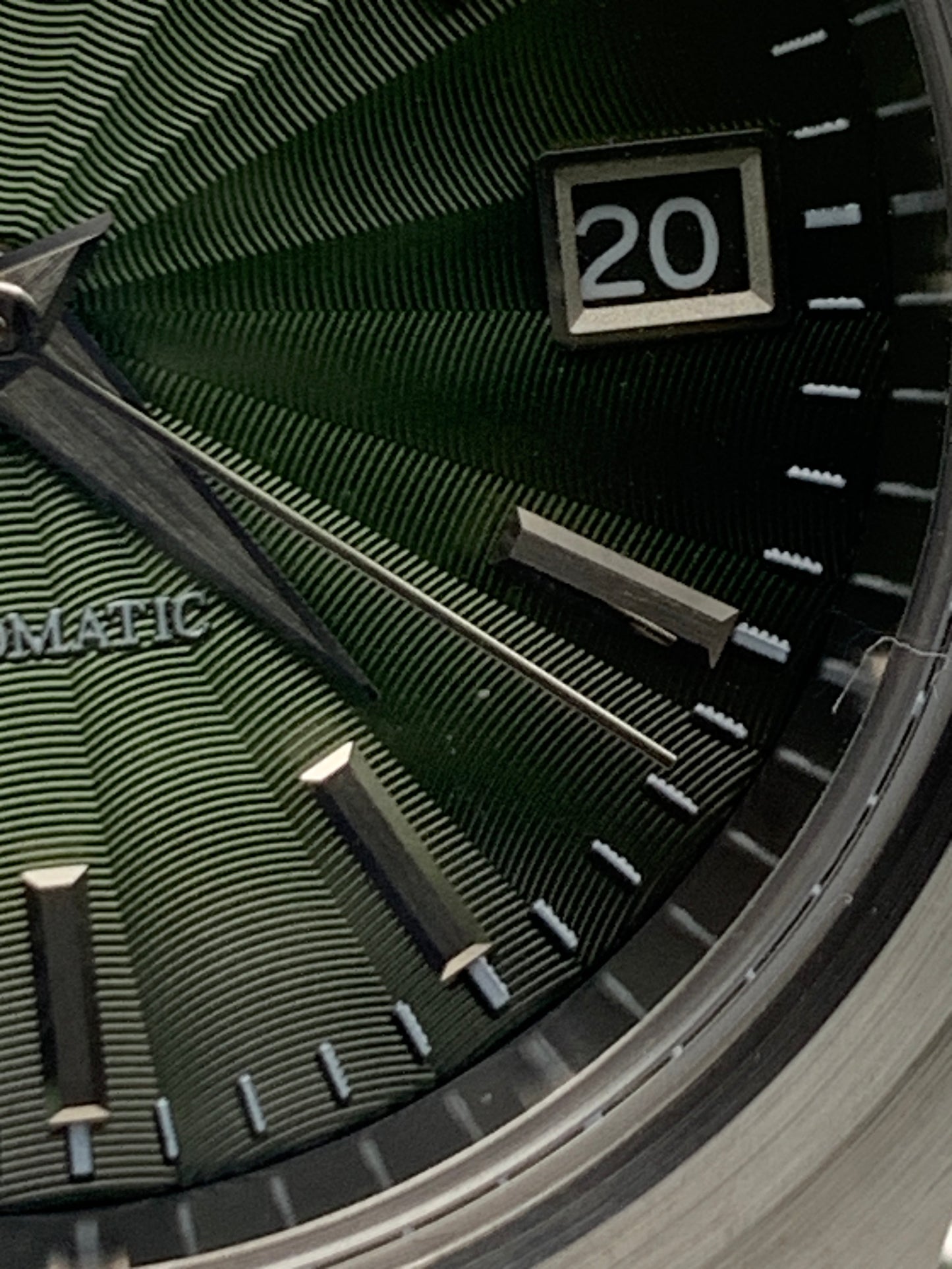Fangorn 1.3 - 39mm brushed stainless steel. Sapphire crystal. Textured dial. Seiko NH35 with black date dial.
