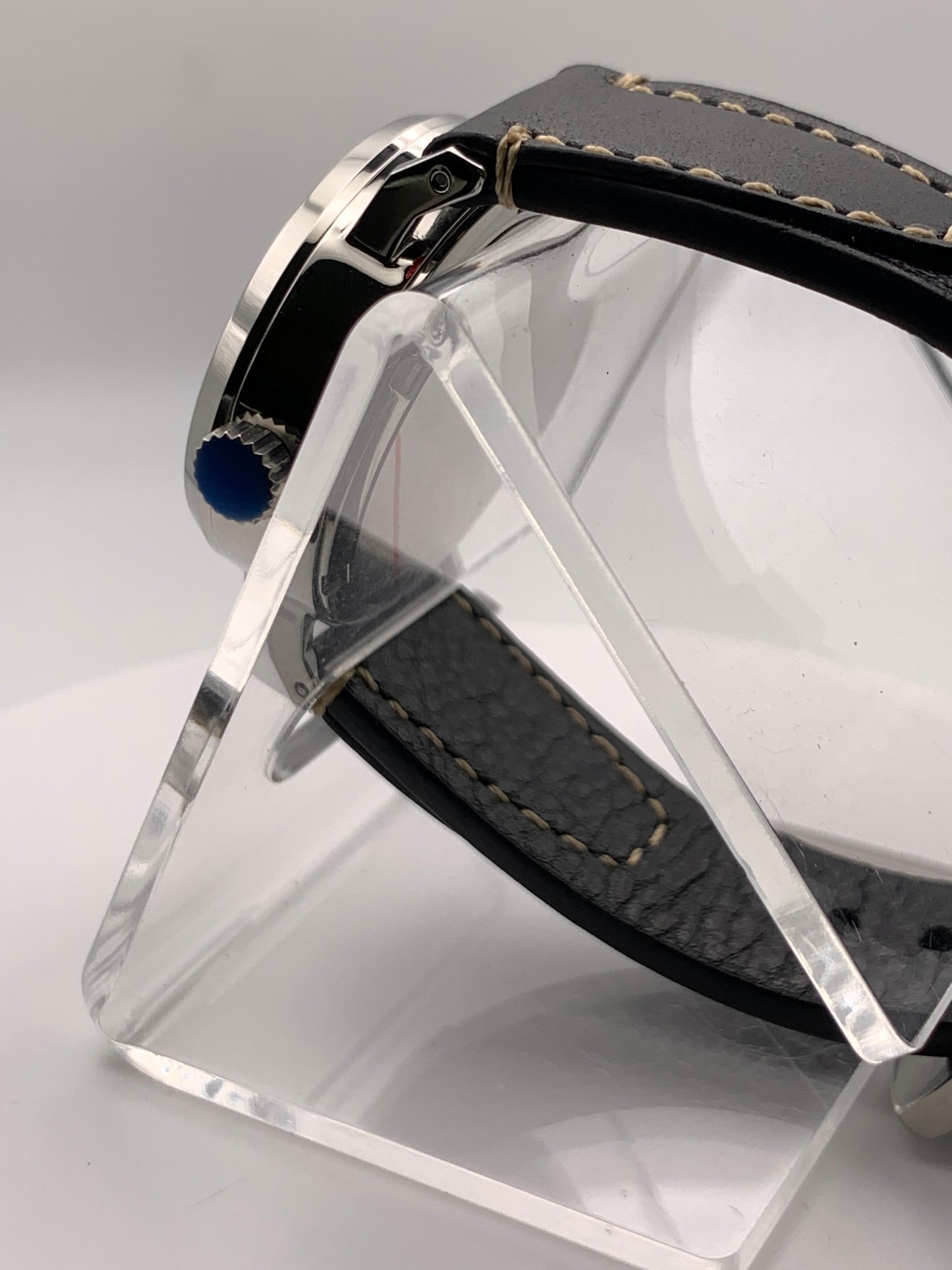 Vanishing Point. 33mm minimalist stainless steel case. Sapphire crystal. Seiko NH35.