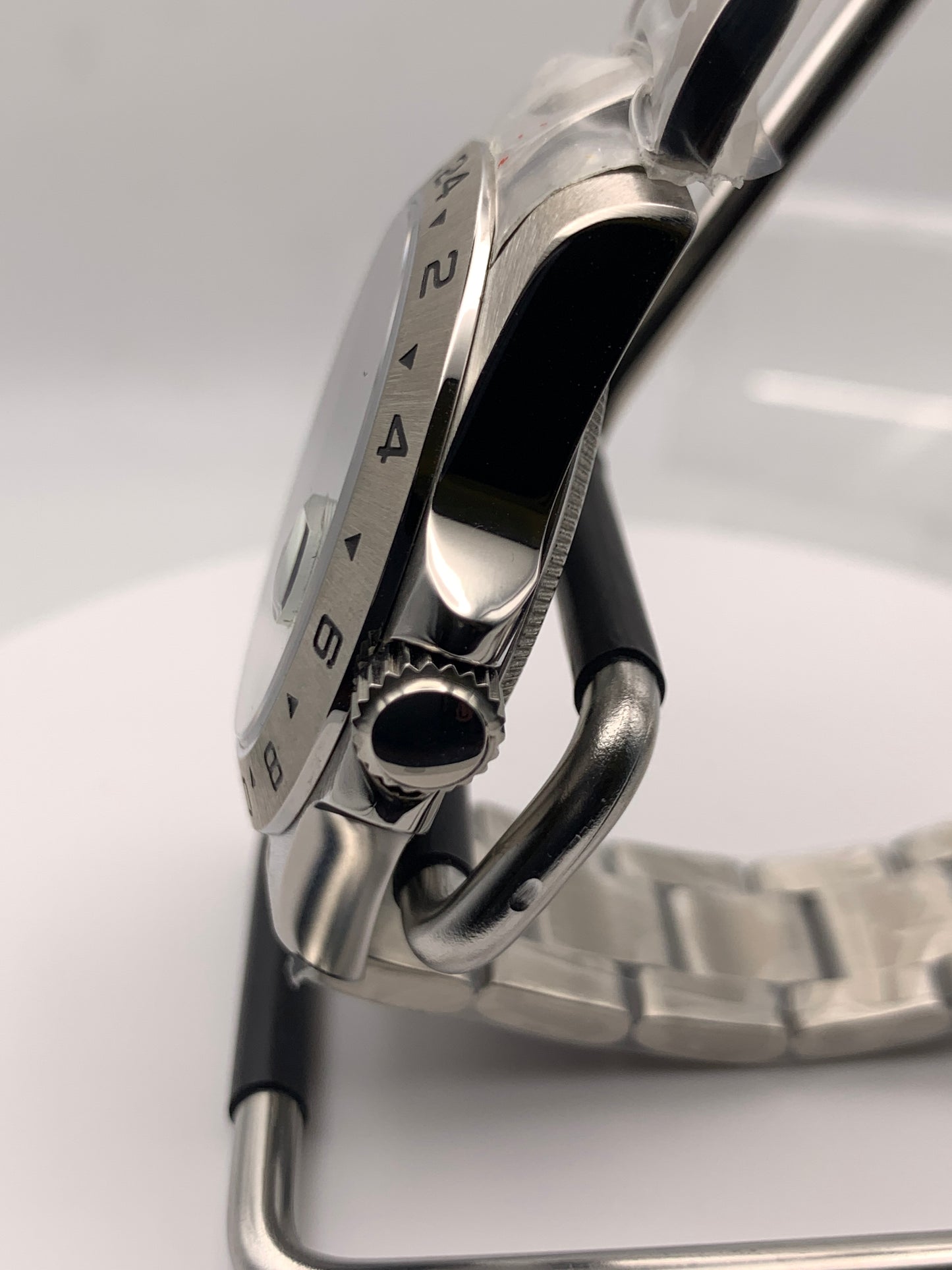 Xplorer Too. Custom requested.  39mm Stainless steel. Sapphire crystal. Seiko NH34 GMT.