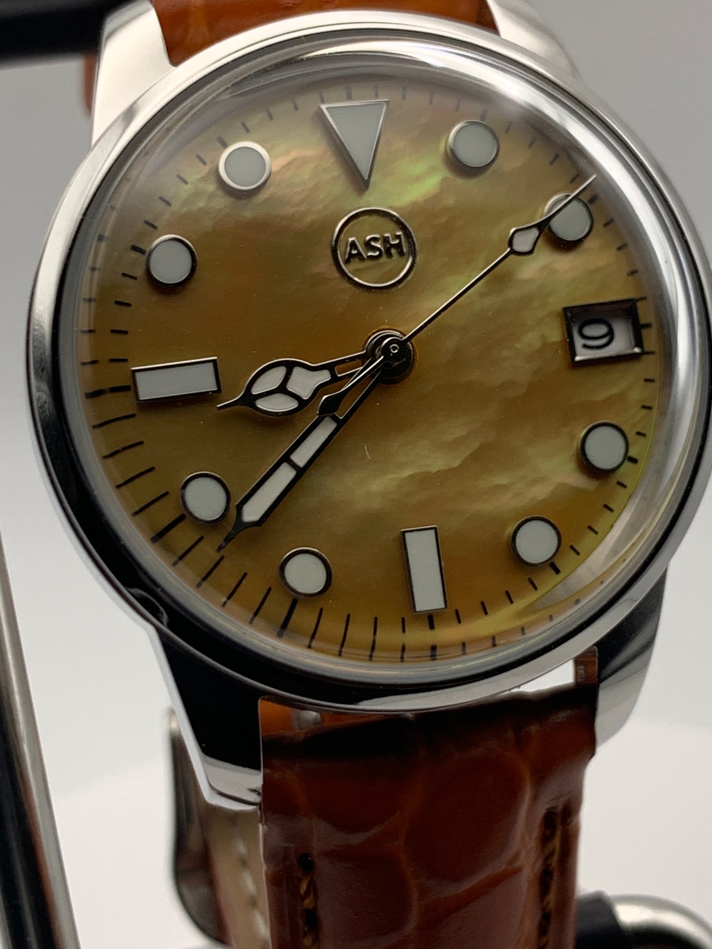 Iron Pyrite 1.1 - 33mm stainless steel case. Acrylic domed crystal. NH35 automatic.