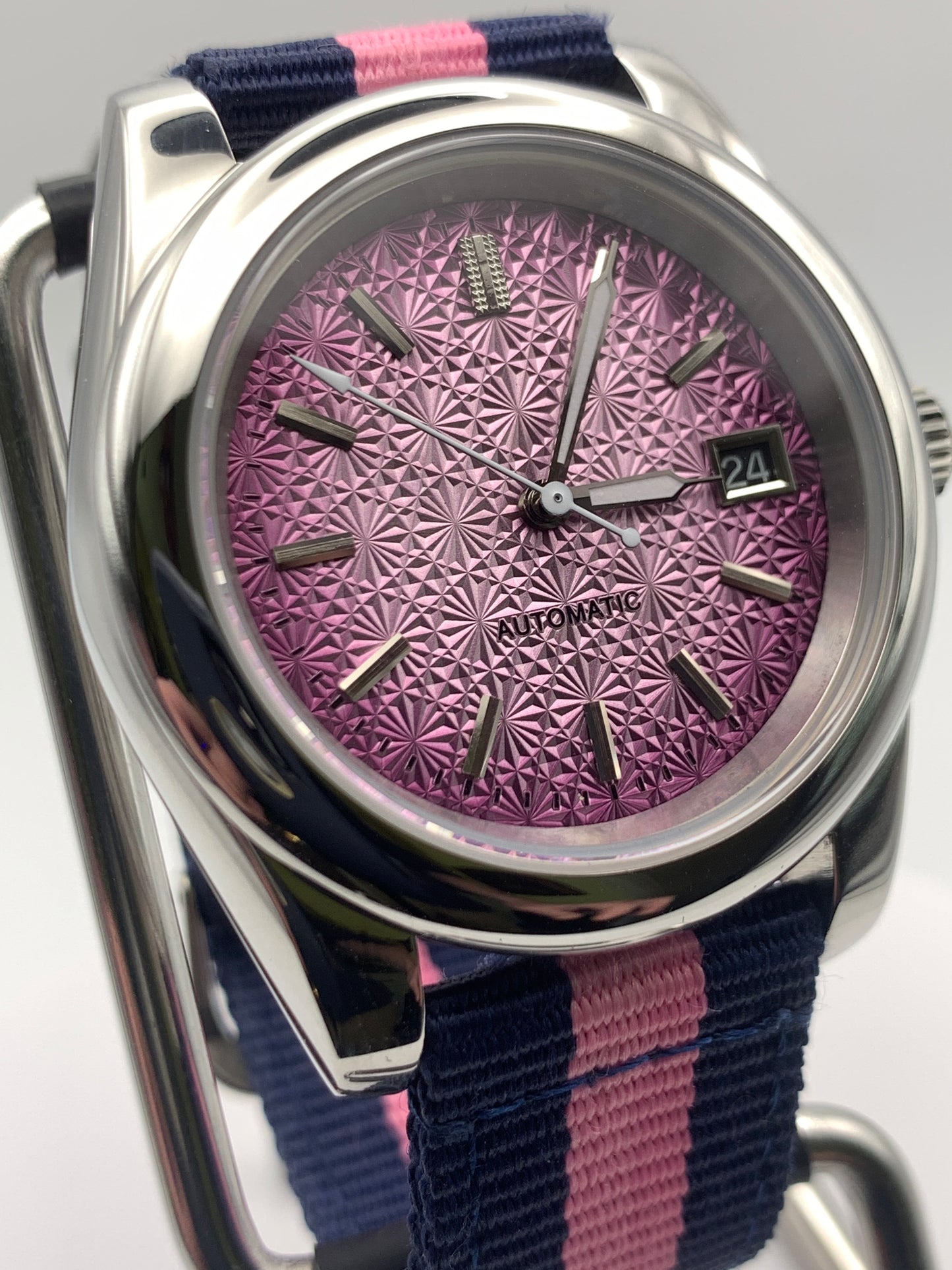 Charlotte. 39mm Stainless steel. Sapphire crystal. Seiko NH35.