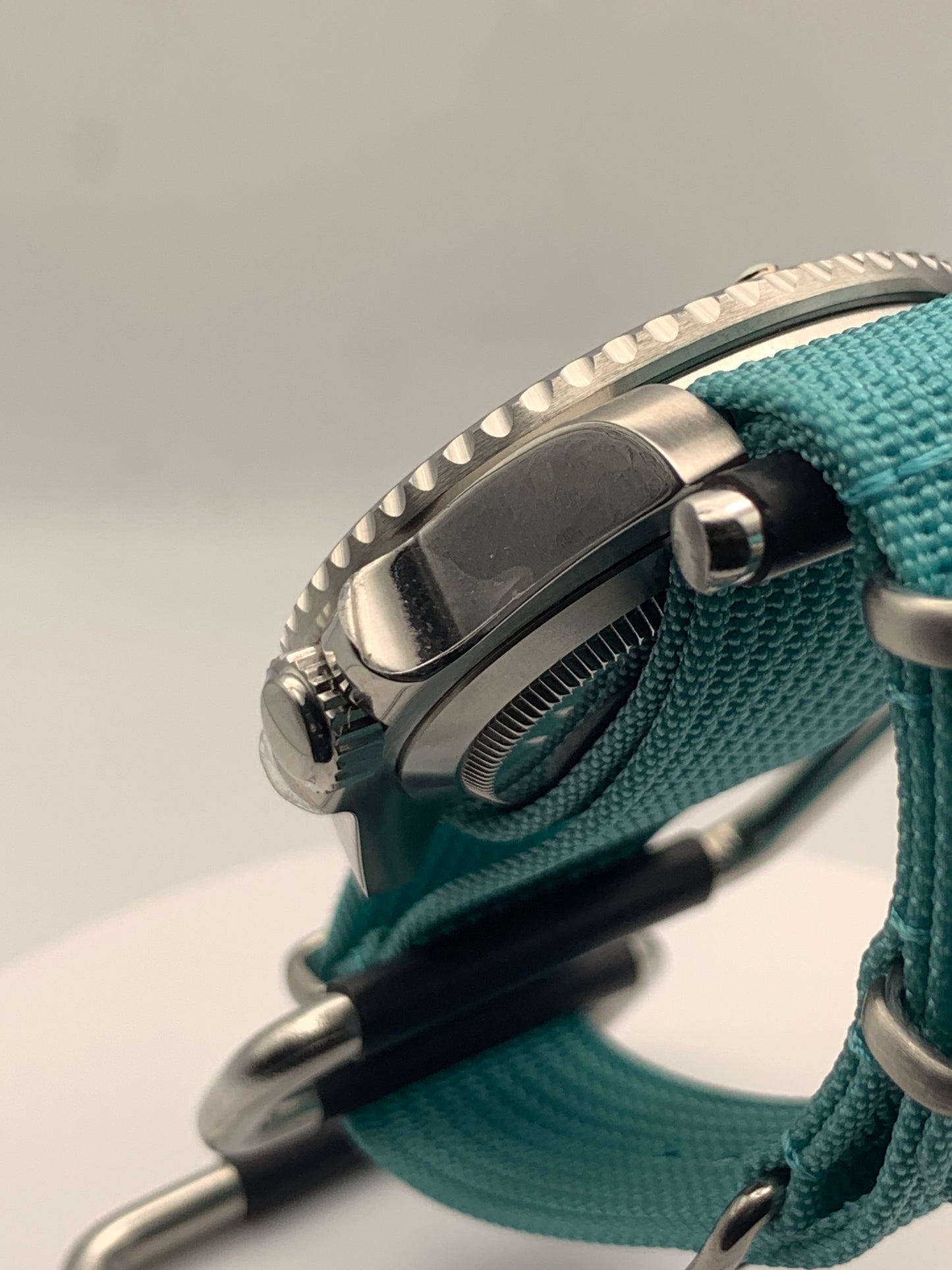 Neptune’s Veil. 40mm Stainless steel. Sapphire crystal. 120 click unidirectional bezel. Miyota 8215 automatic.