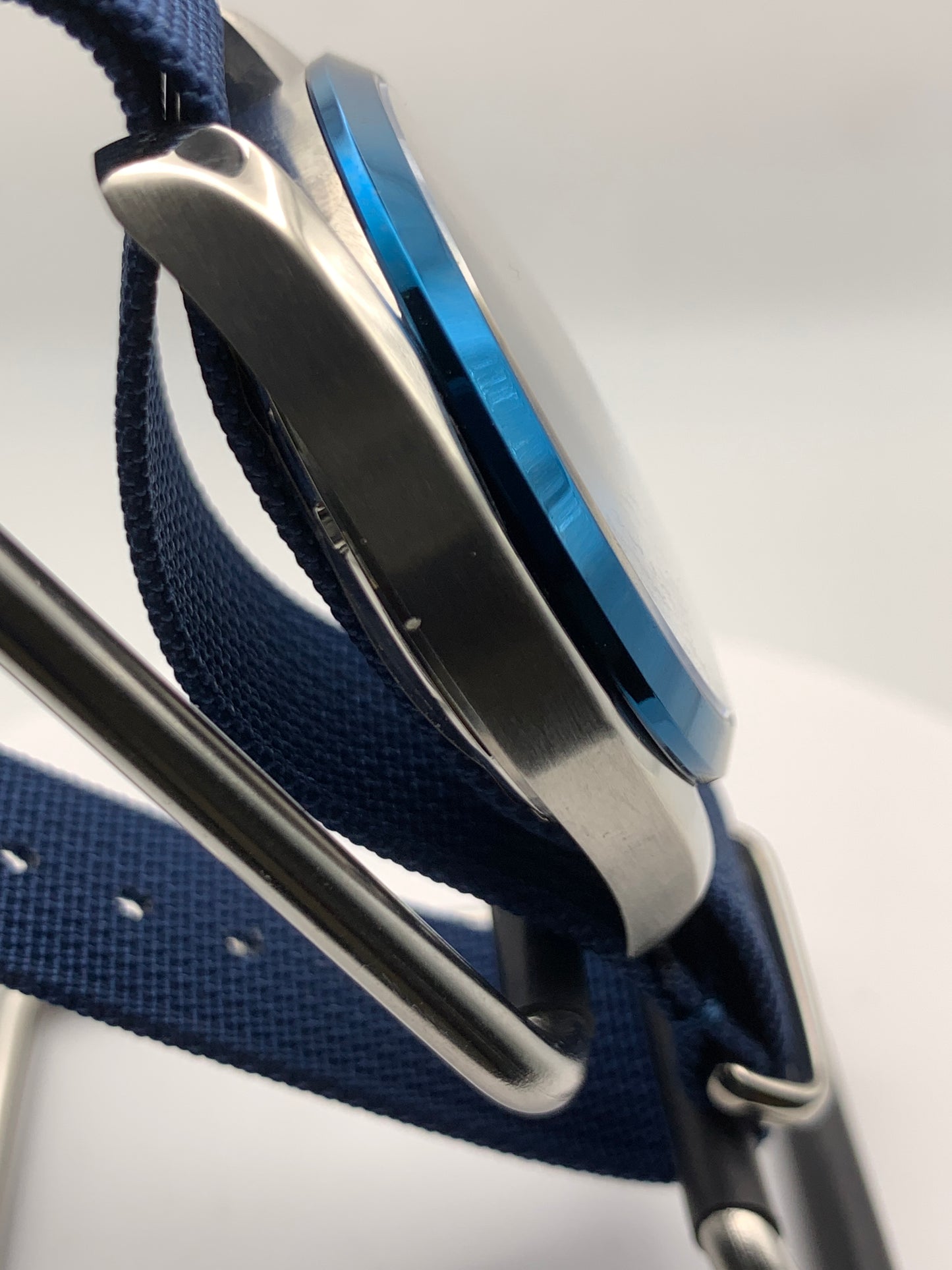 Eventide. 39mm Blue and silver stainless steel. Sapphire crystal. Seiko NH35.