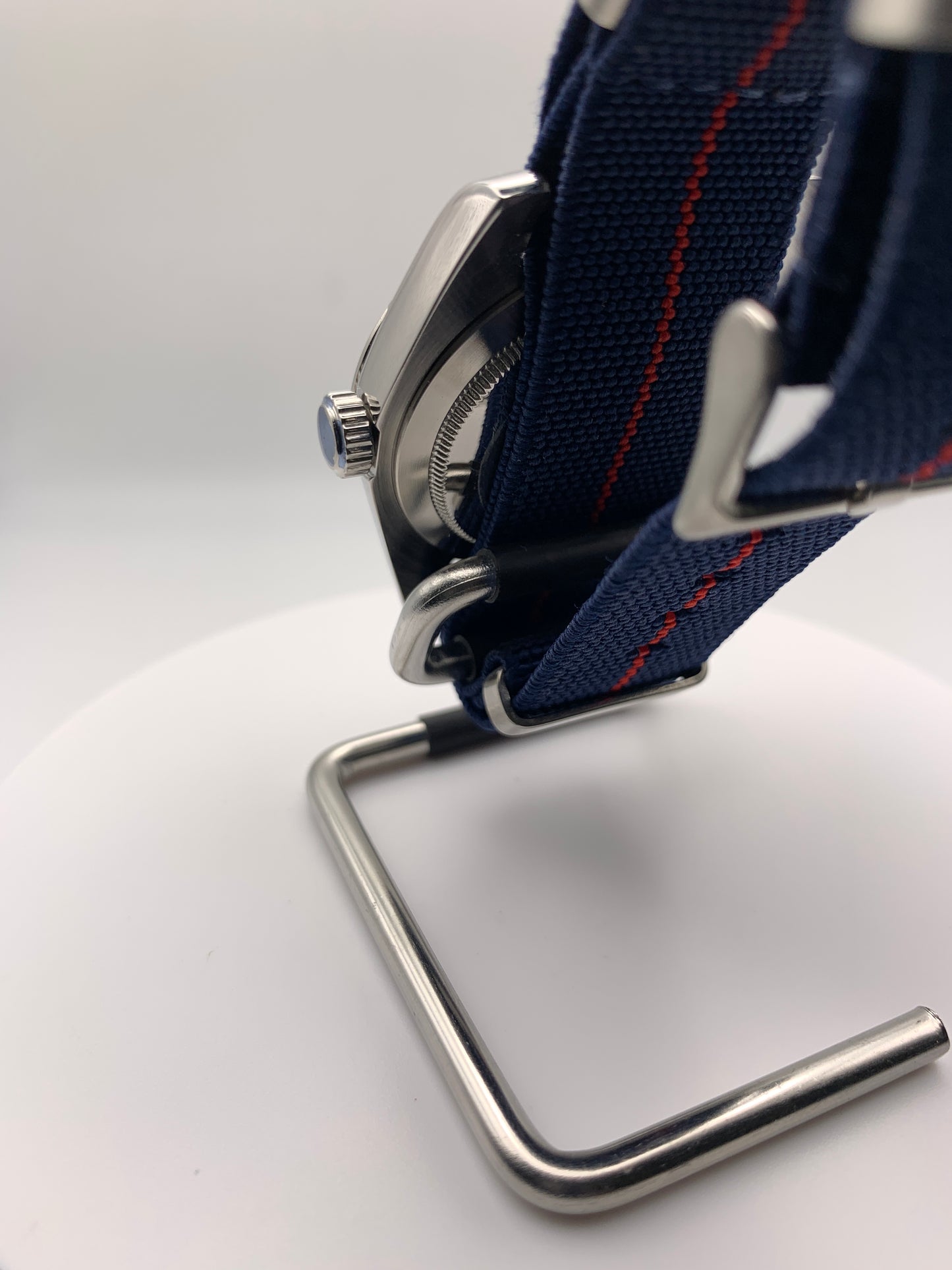 Midnight Impression. 39mm Stainless Steel.  Sapphire crystal. Seiko NH38.