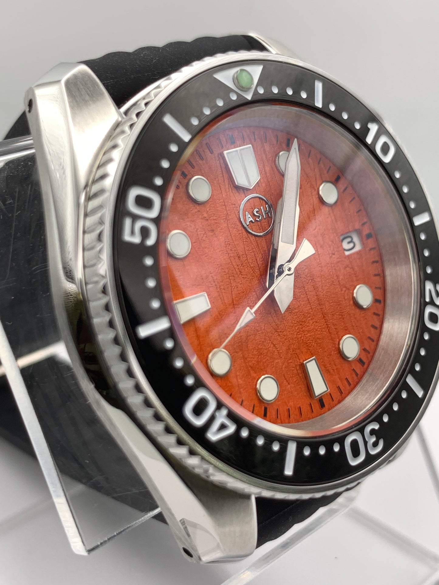 Orange Textured Dial. Diver Style. 42mm cushion case.
