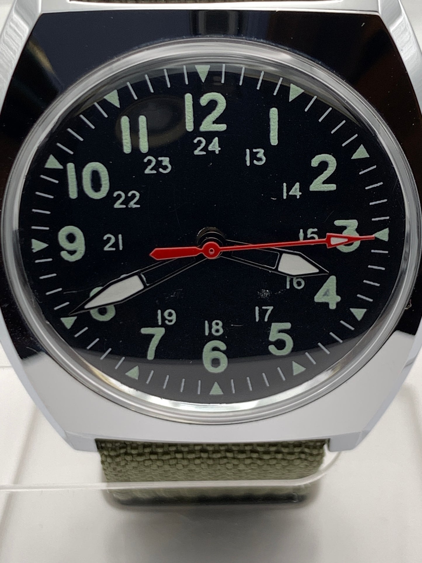 Neo Vintage 36mm field watch. NOS Gruen case. Miyota 2039 quartz.