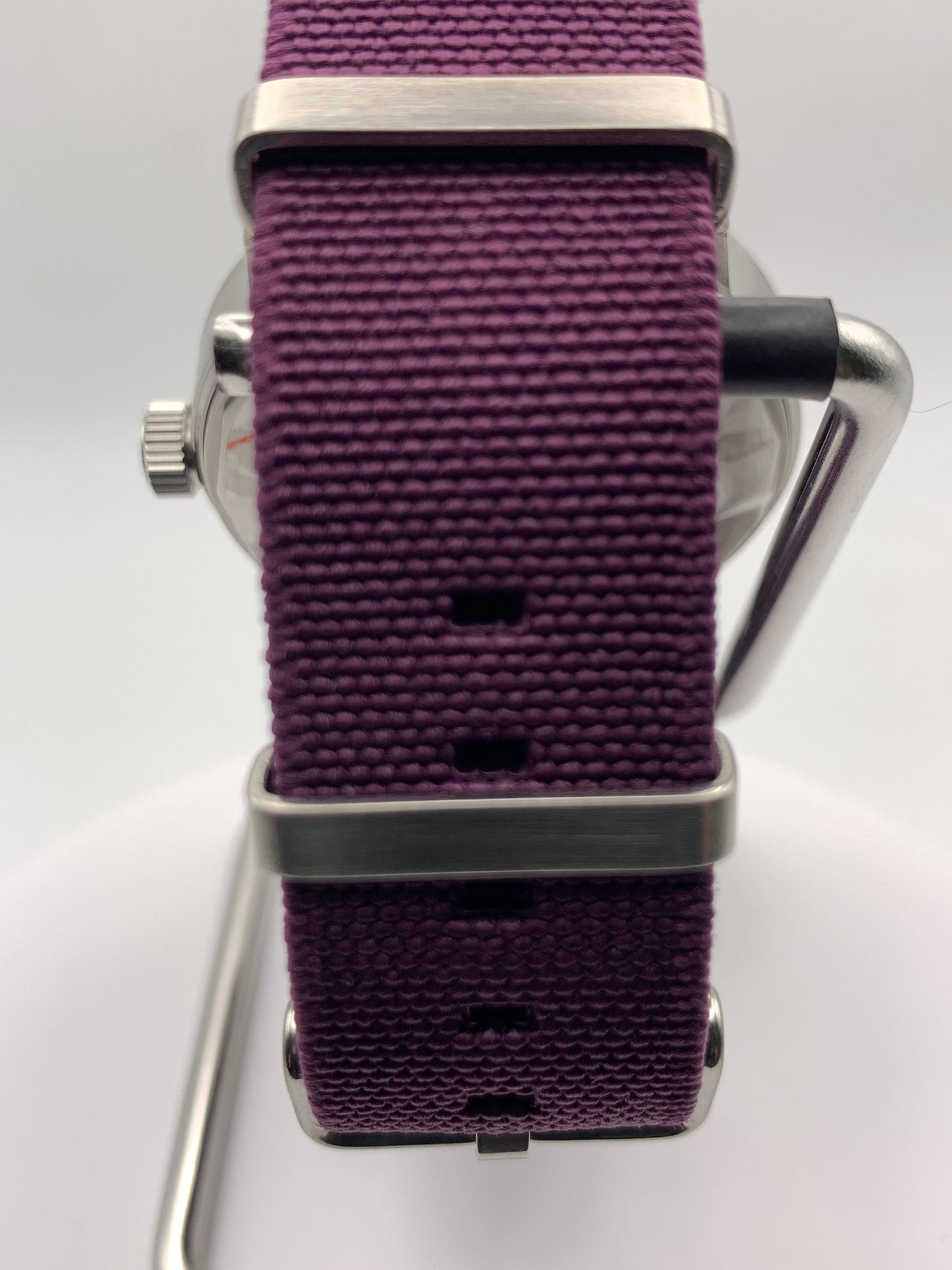 Ultraviolet. 40mm stainless steel case. Sapphire crystal. Seiko NH35.