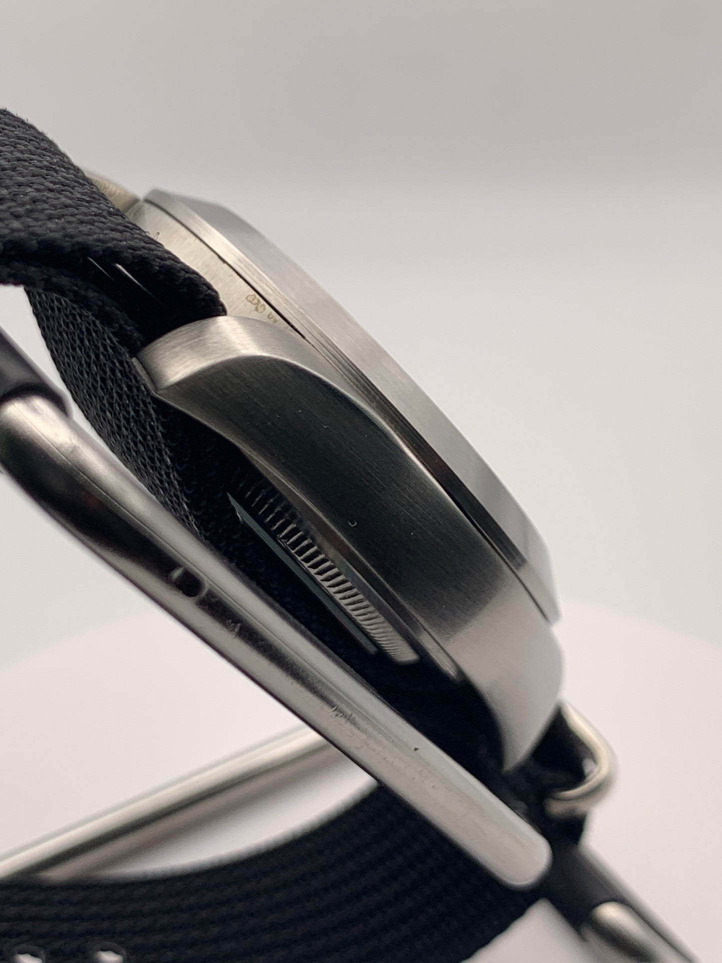 Party Favor 1.3 - 39mm stainless steel case. Sapphire crystal. Seiko NH35.