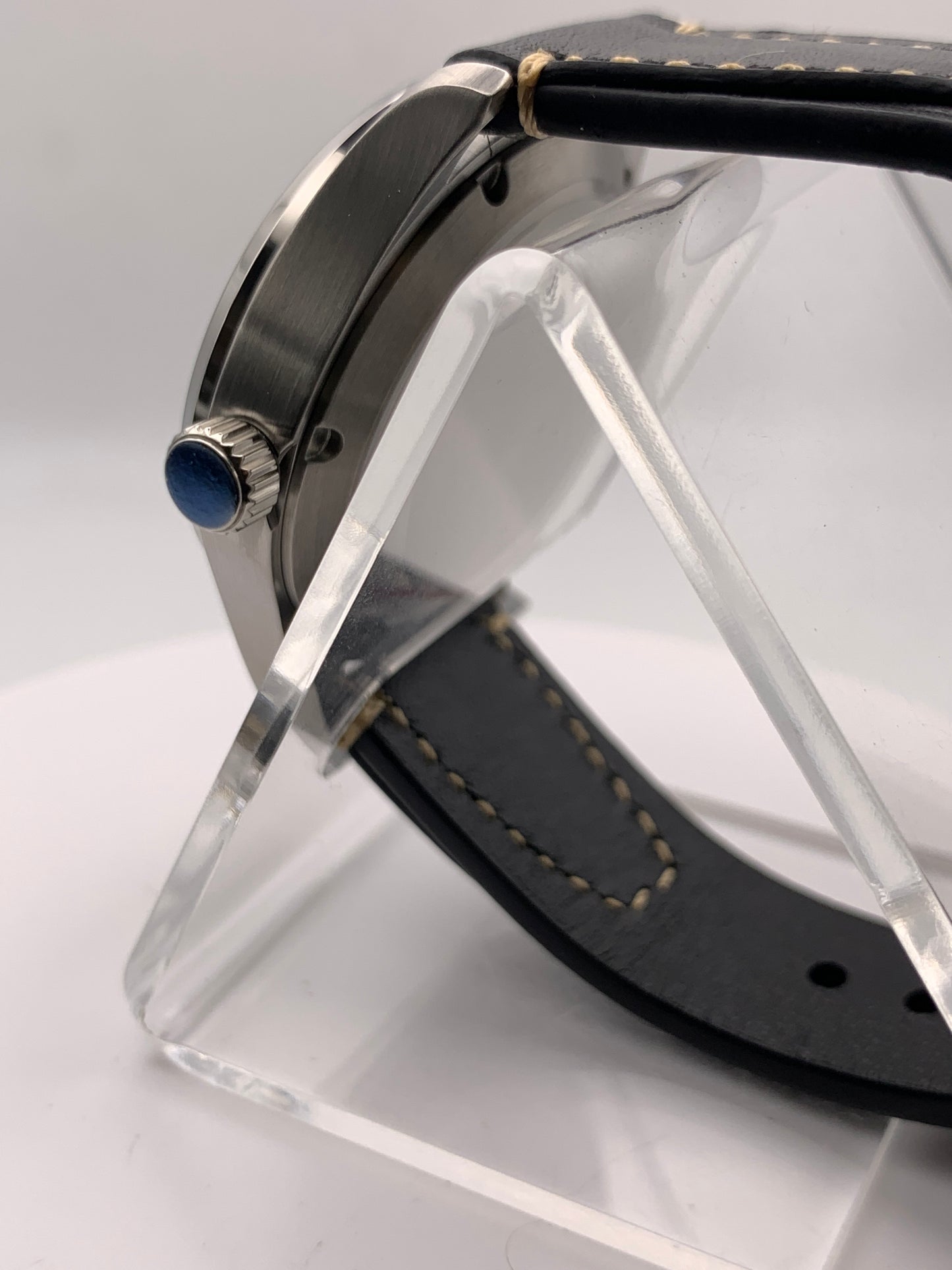 True North - 39mm stainless steel case. Sapphire crystal. Seiko NH38.
