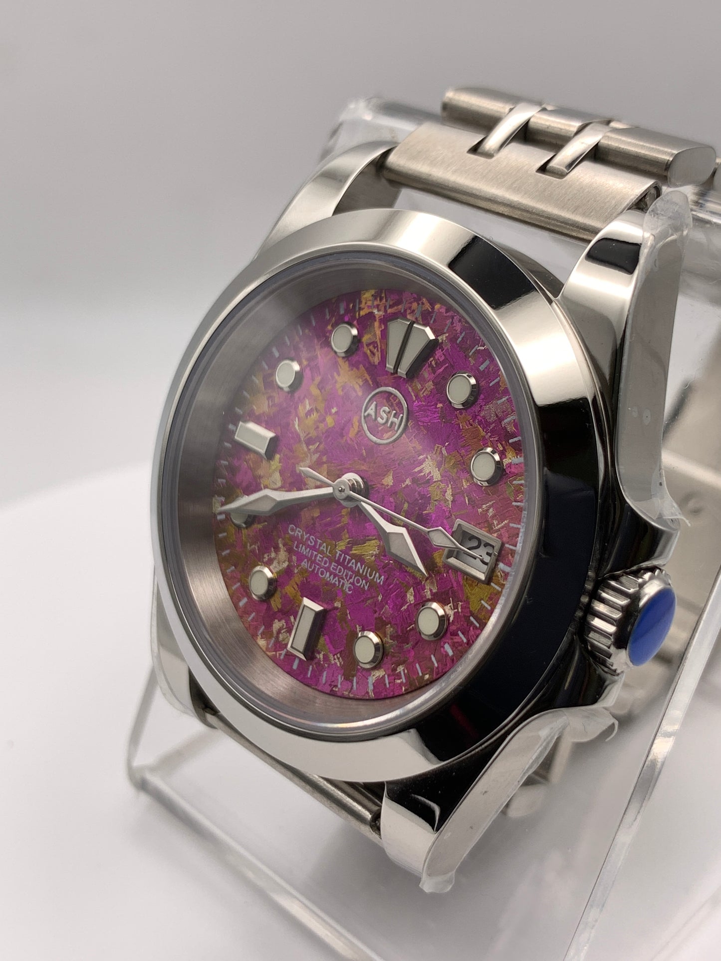 Party Favor. 39mm Stainless Steel Case. Sapphire crystal. Seiko NH35 automatic.