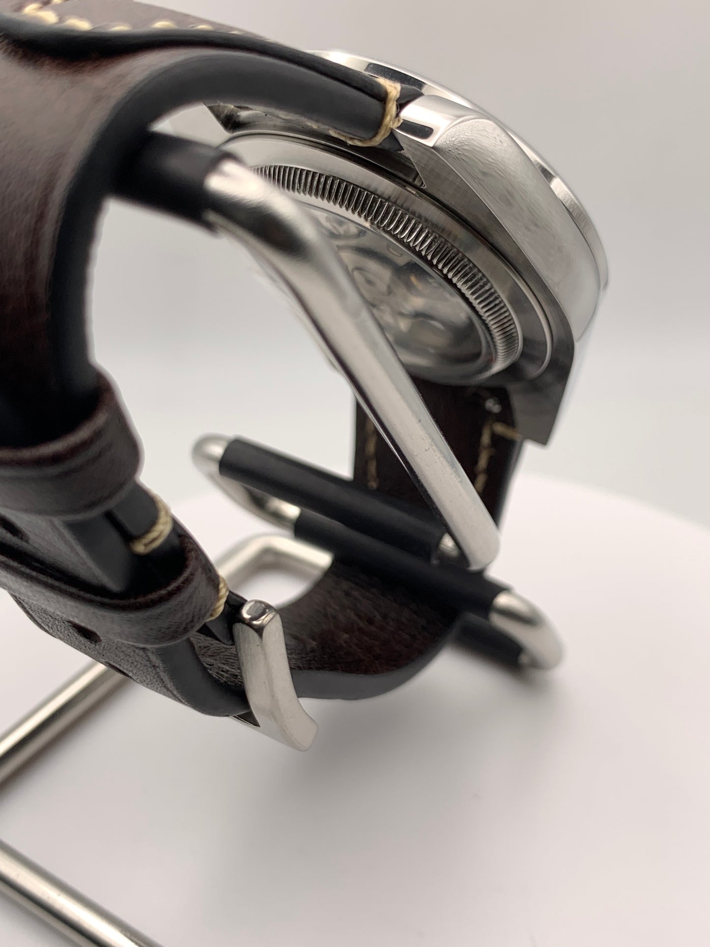 Sunny 1.1 - 36mm Stainless steel case. Sapphire crystal.  Seiko NH38.