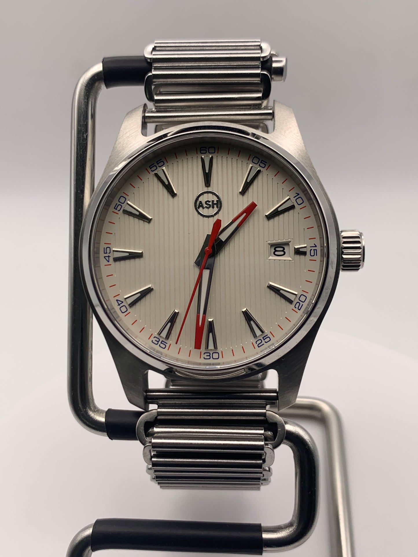 OGCola - Vanilla. 40mm stainless steel. Sapphire crystal. Seiko NH35