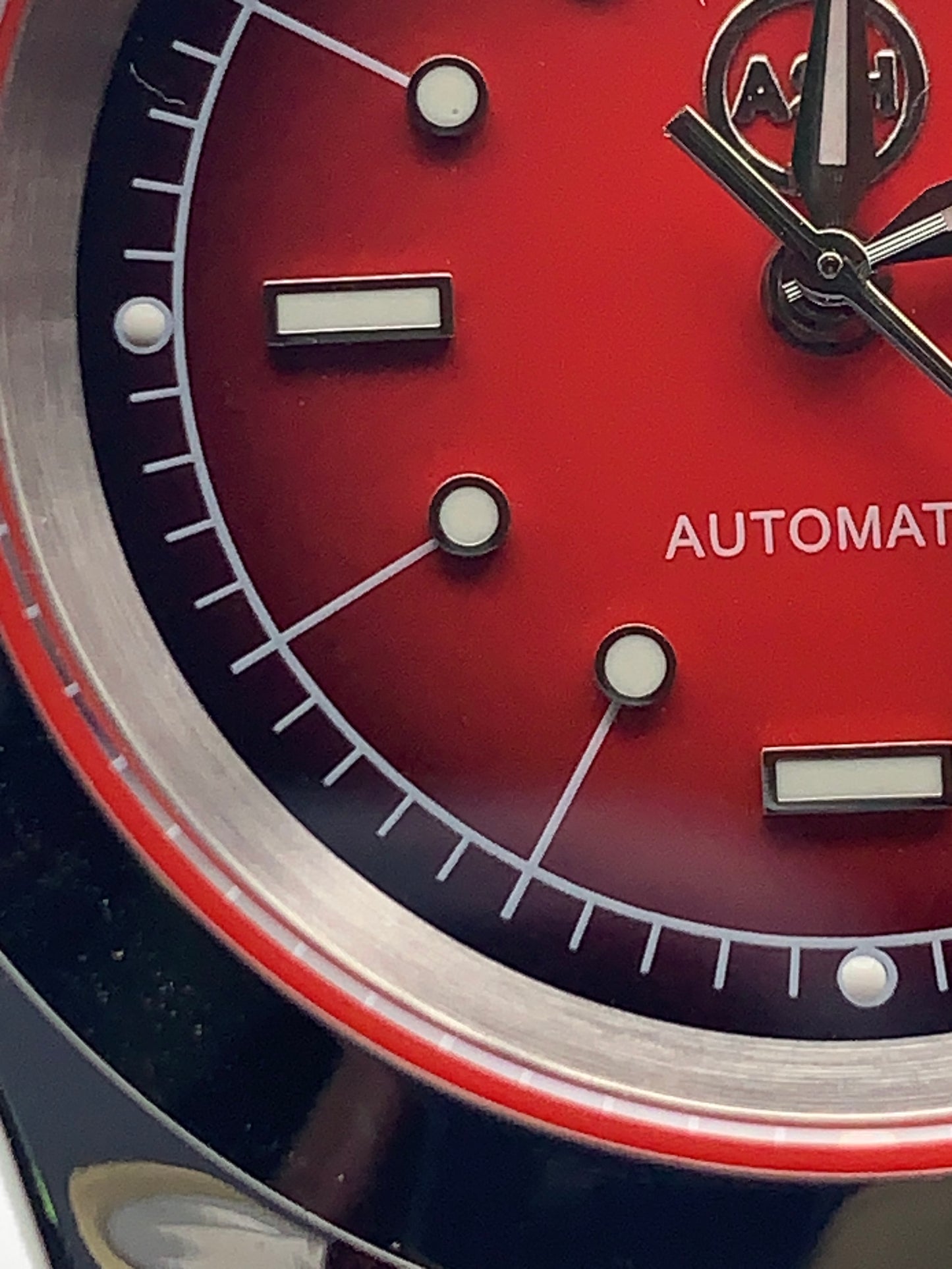 Red Five 1.2 - 39mm Stainless steel.