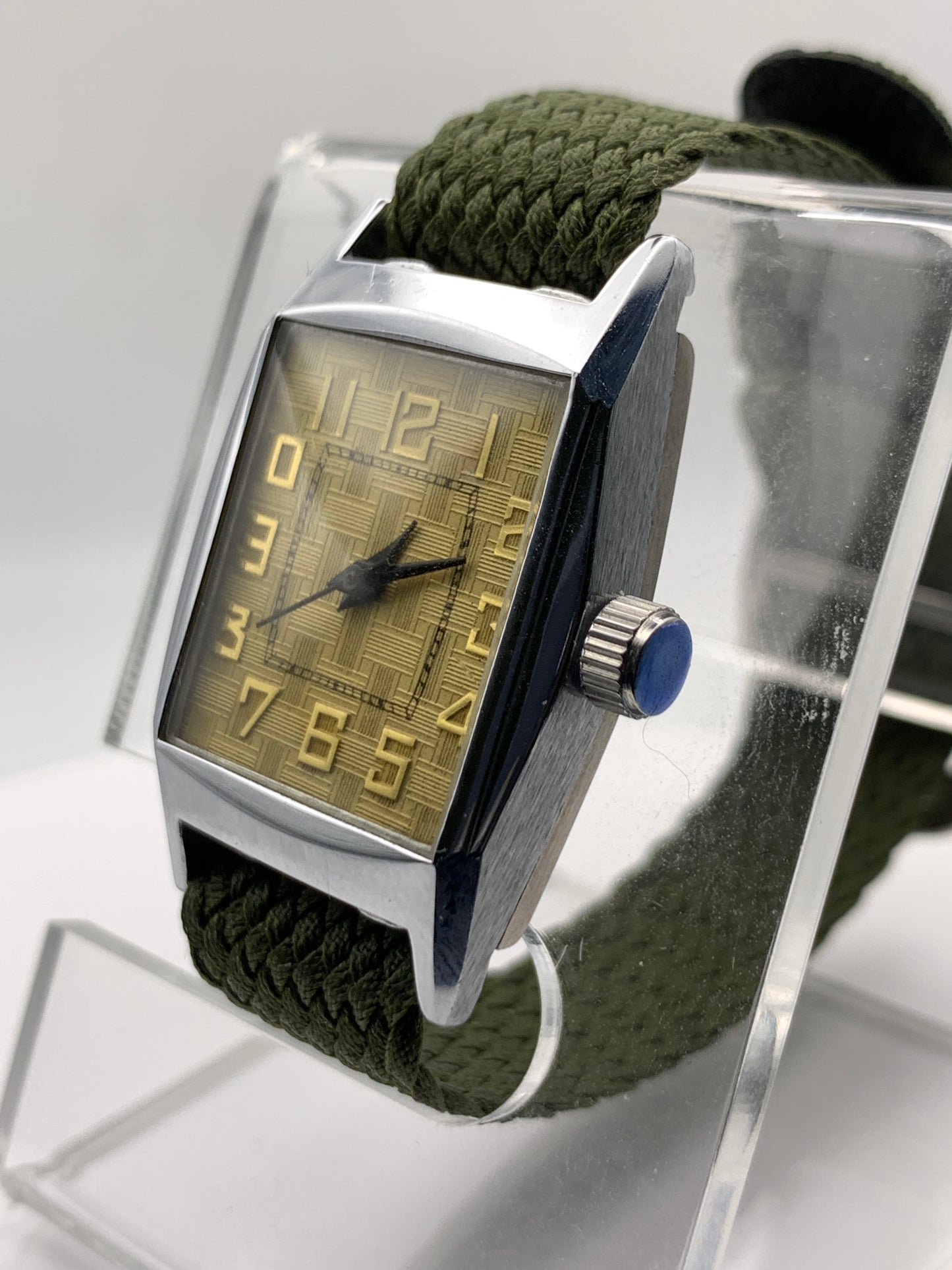 Feather 1.3 - Vintage 25mm plated brass 2 piece case.  38mm lug to lug. 16mm lug width. 8.5mm thick. Acrylic crystal. Miyota Super 2035 movement.
