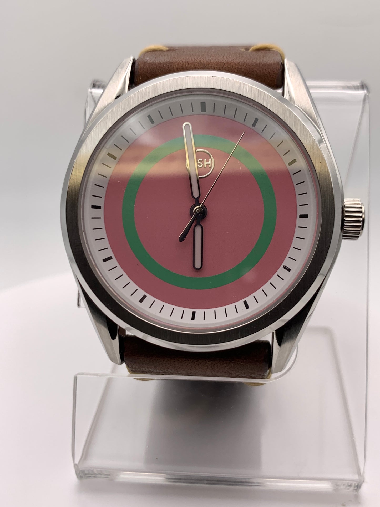 Watermelon. 40mm Stainless steel case. Sapphire crystal. Screw down crown and case back. NH38 automatic movement.