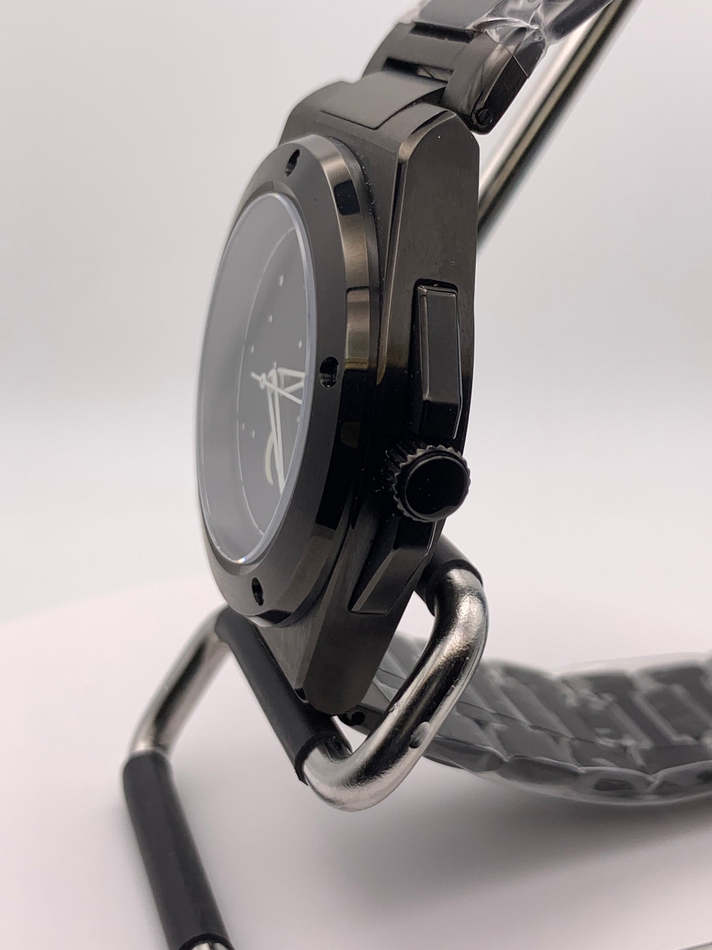 Stars and moon. PVD case and bracelet.