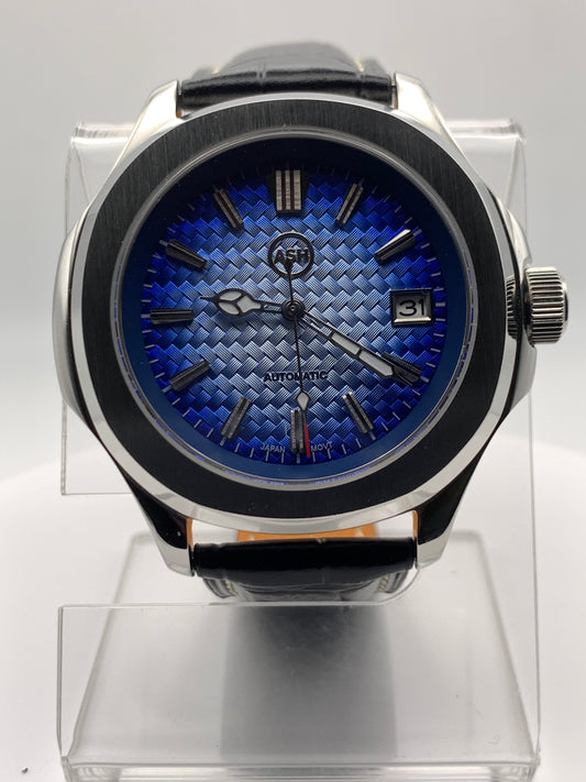 Cornflower Too. 244mm Stainless steel. Sapphire crystal. Seiko NH35