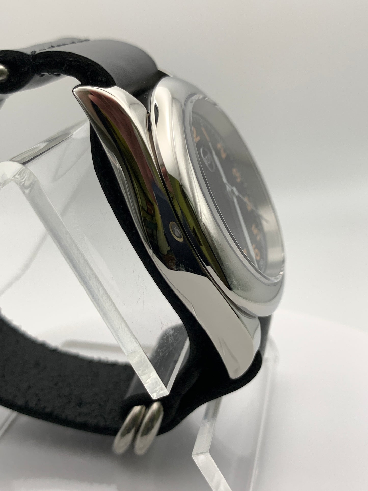 39mm Black and vintage yellow field watch.