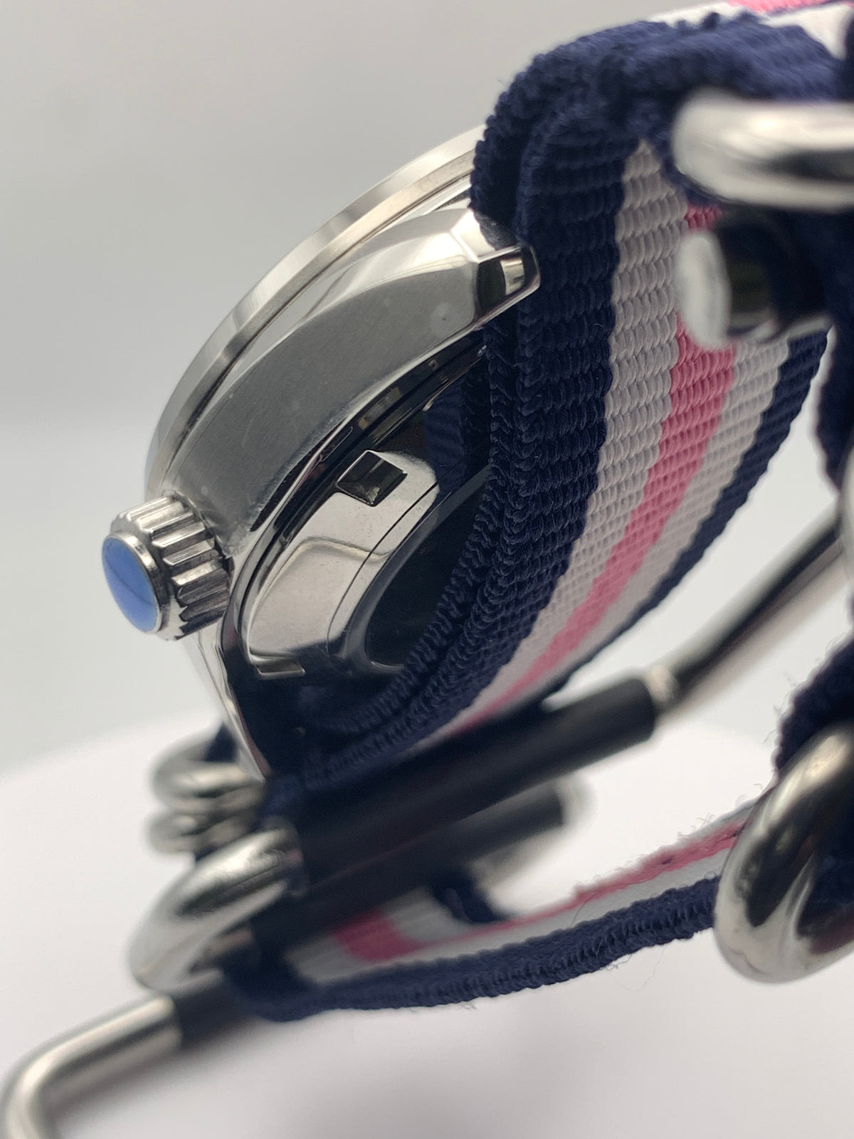 Fruit Punch 1.1 - 38mm Stainless steel. Sapphire crystal. Seiko NH35.
