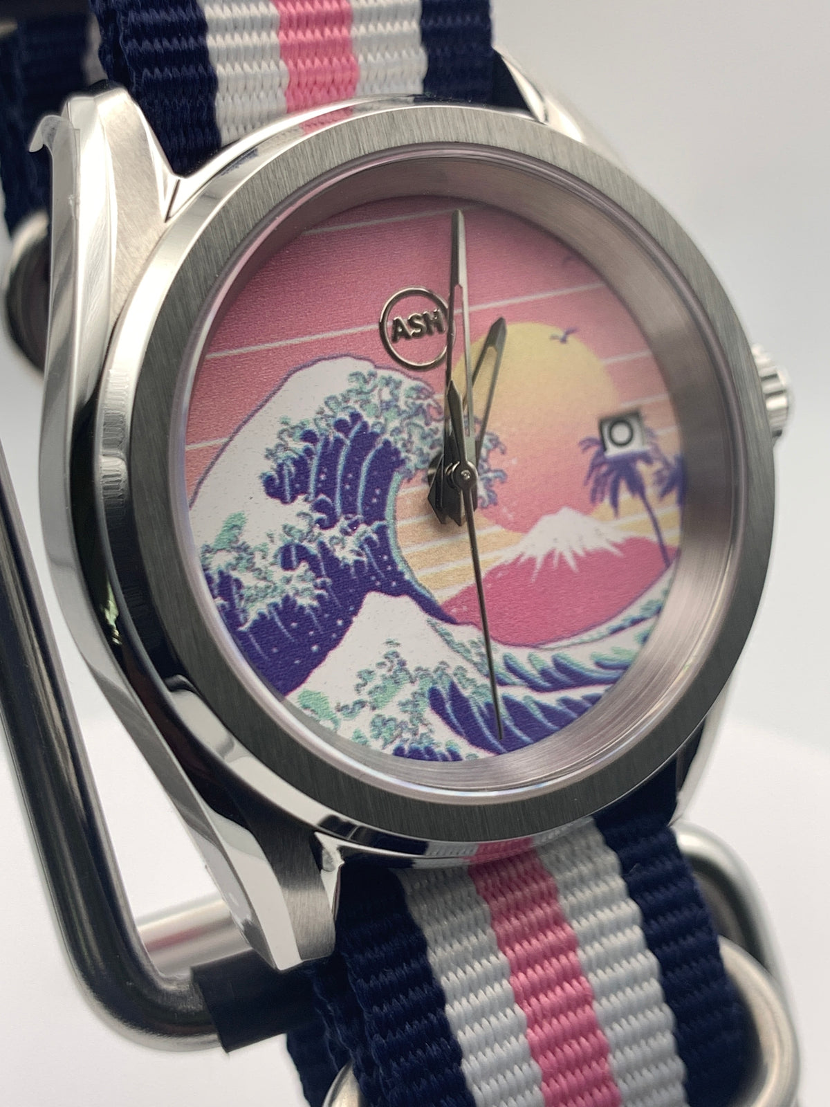 Fruit Punch 1.1 - 38mm Stainless steel. Sapphire crystal. Seiko NH35.