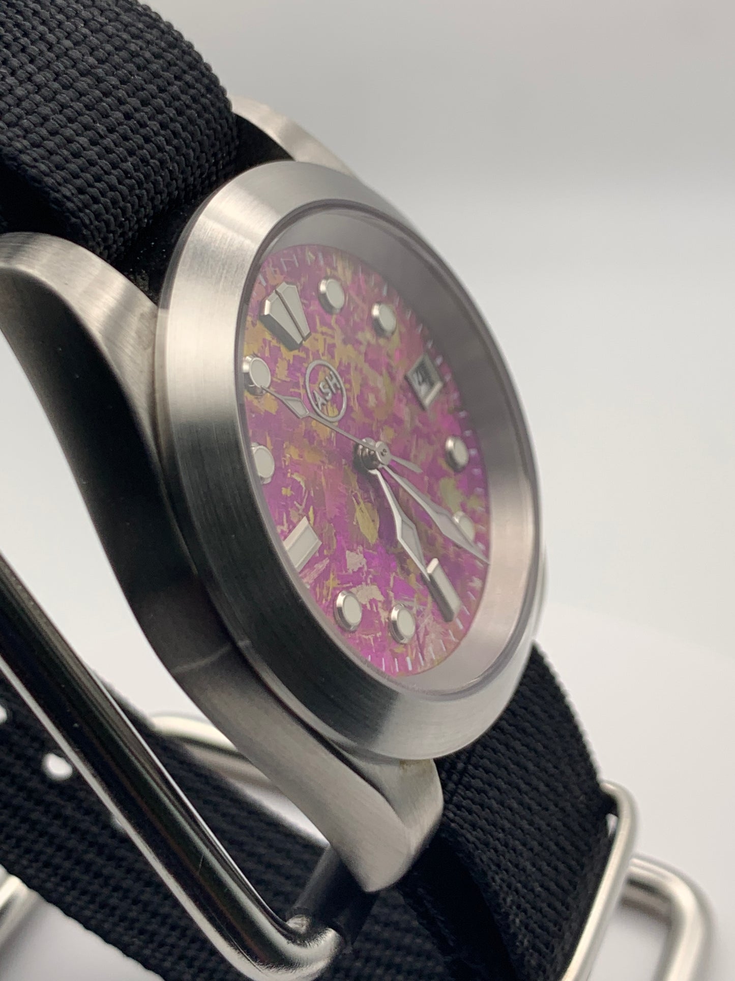Party Favor 1.3 - 39mm stainless steel case. Sapphire crystal. Seiko NH35.