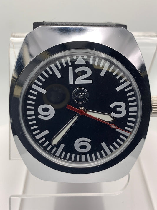 Solo Flight. Neo Vintage Collection. 36mm NOS Gruen case. Acrylic domed crystal. Miyota 2039.